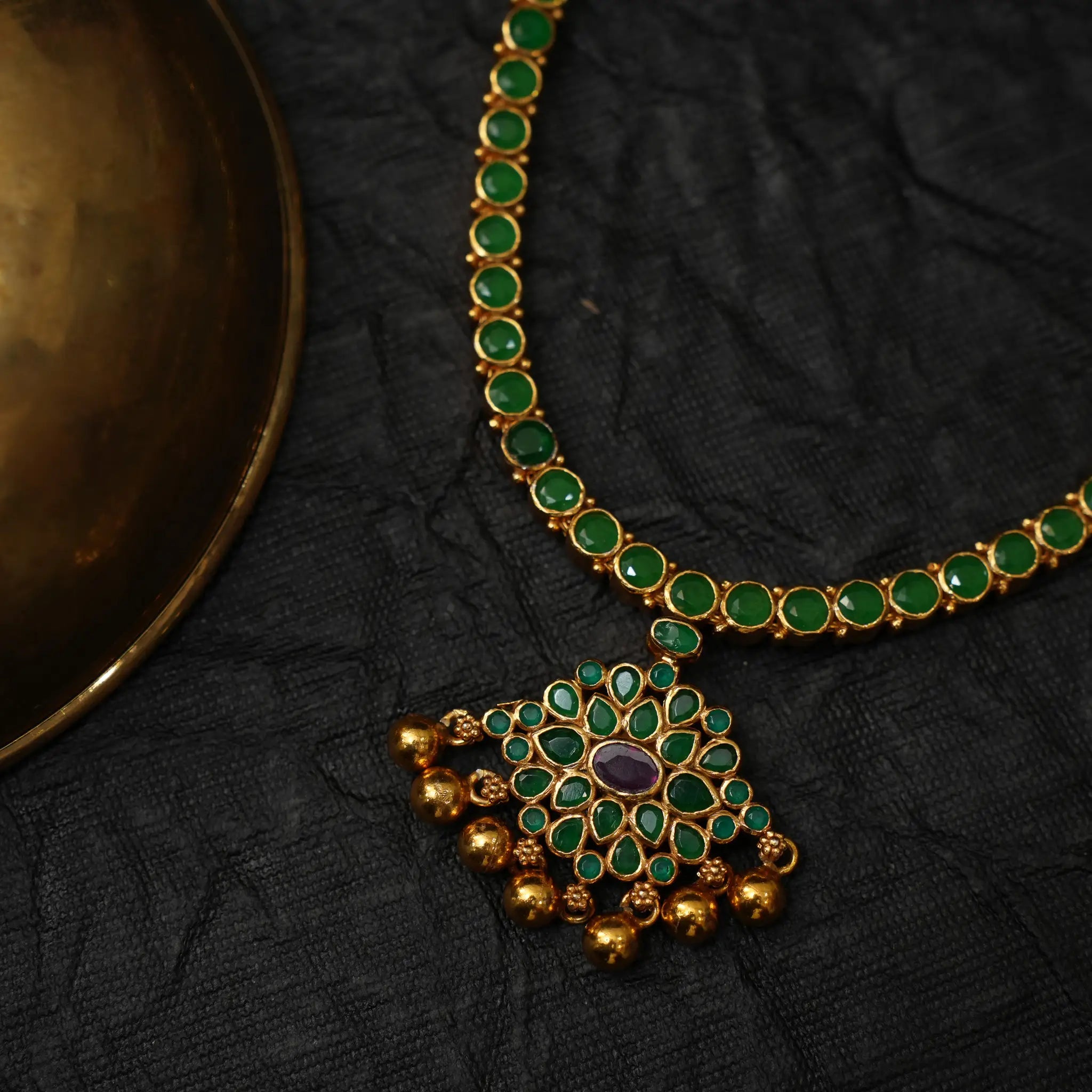 Prajina Silver Reversible Necklace