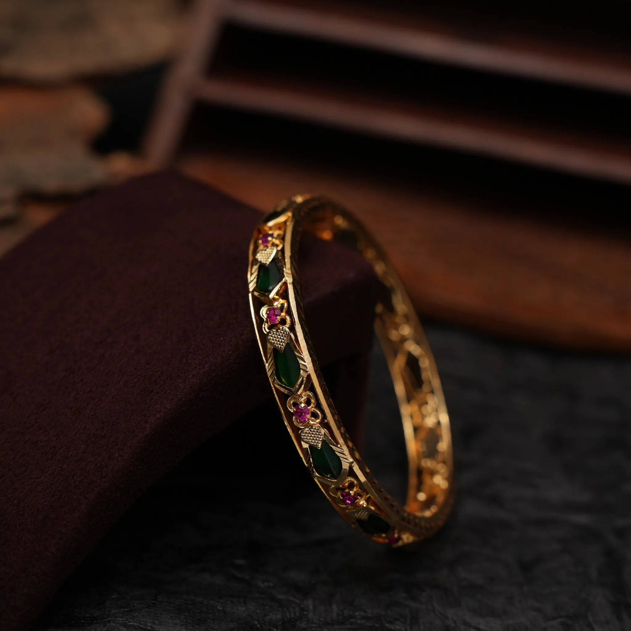 Pranith Antique Palakka Bangle