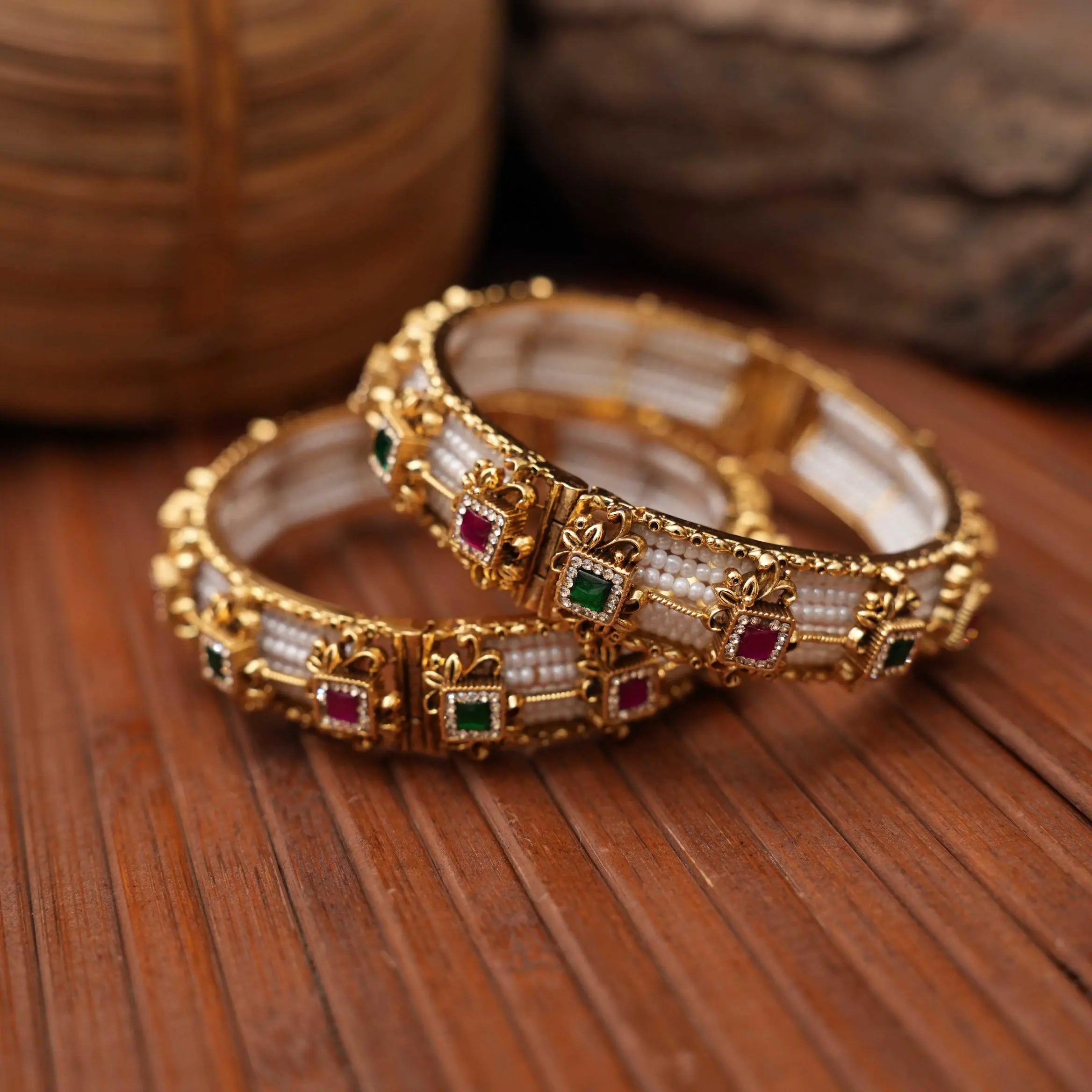 Prayagi Polki Bangles - White