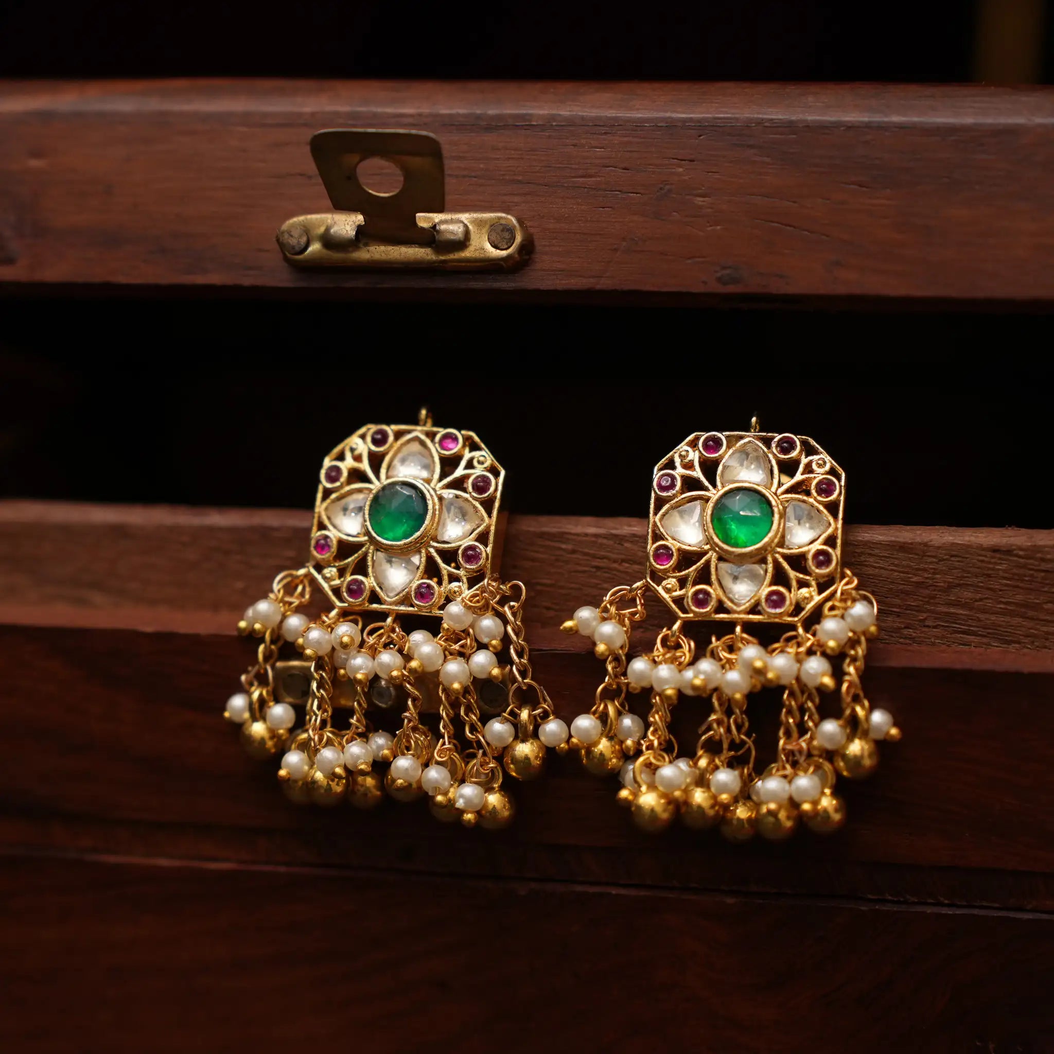 Prisha Polki Ear Stud
