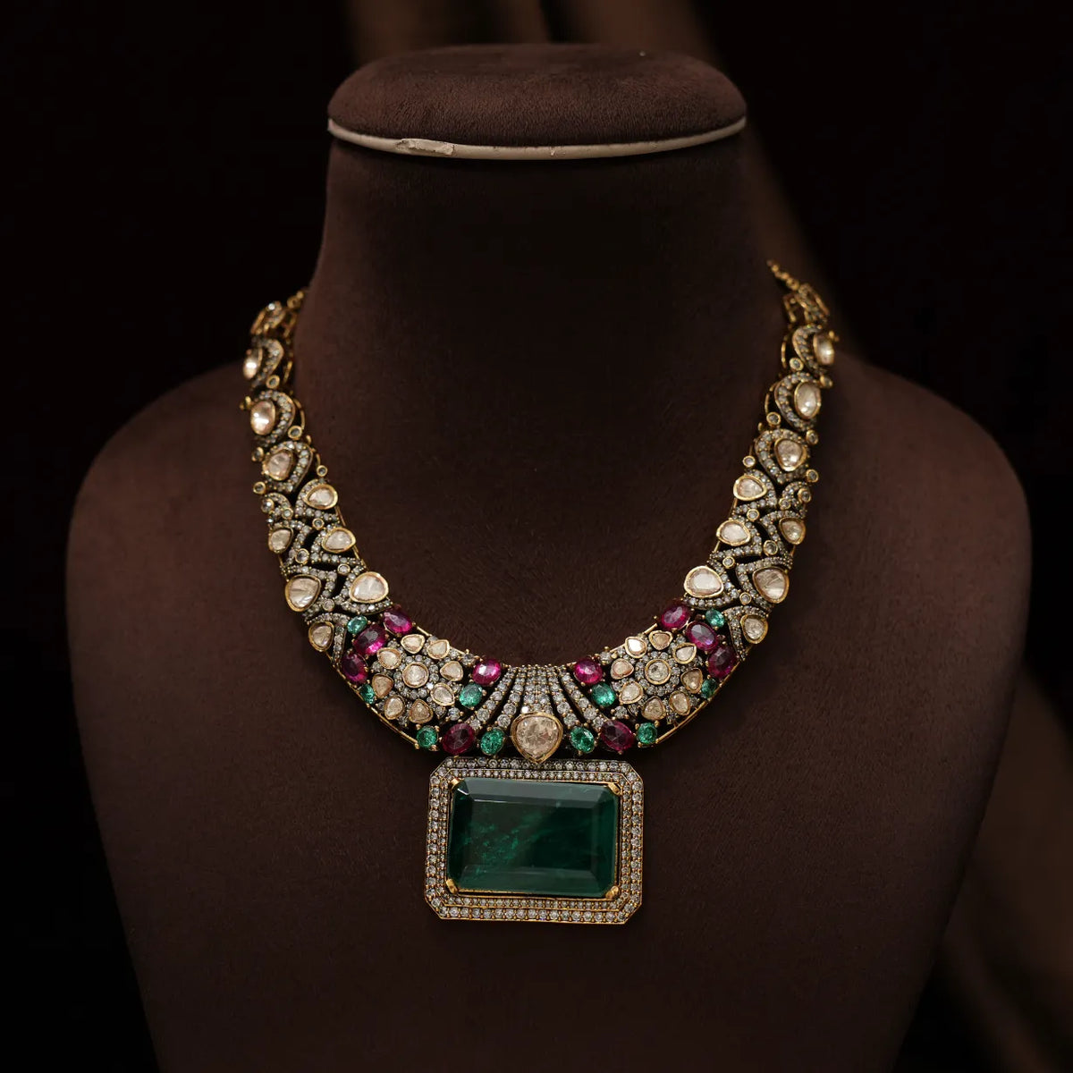 Prisha Victorian Polki Necklace - Emerald Green