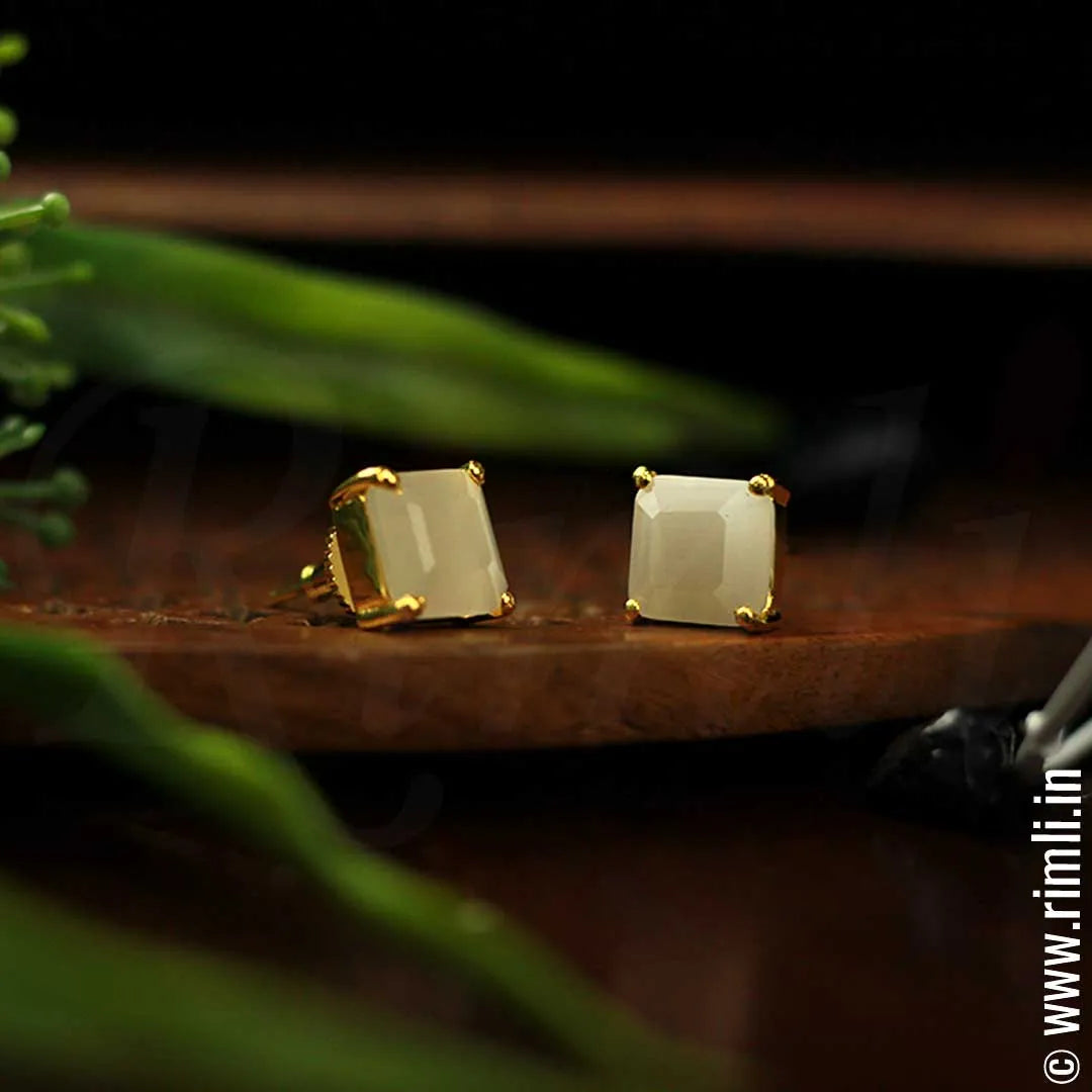 Square Color Earrings - White - Rimli Boutique