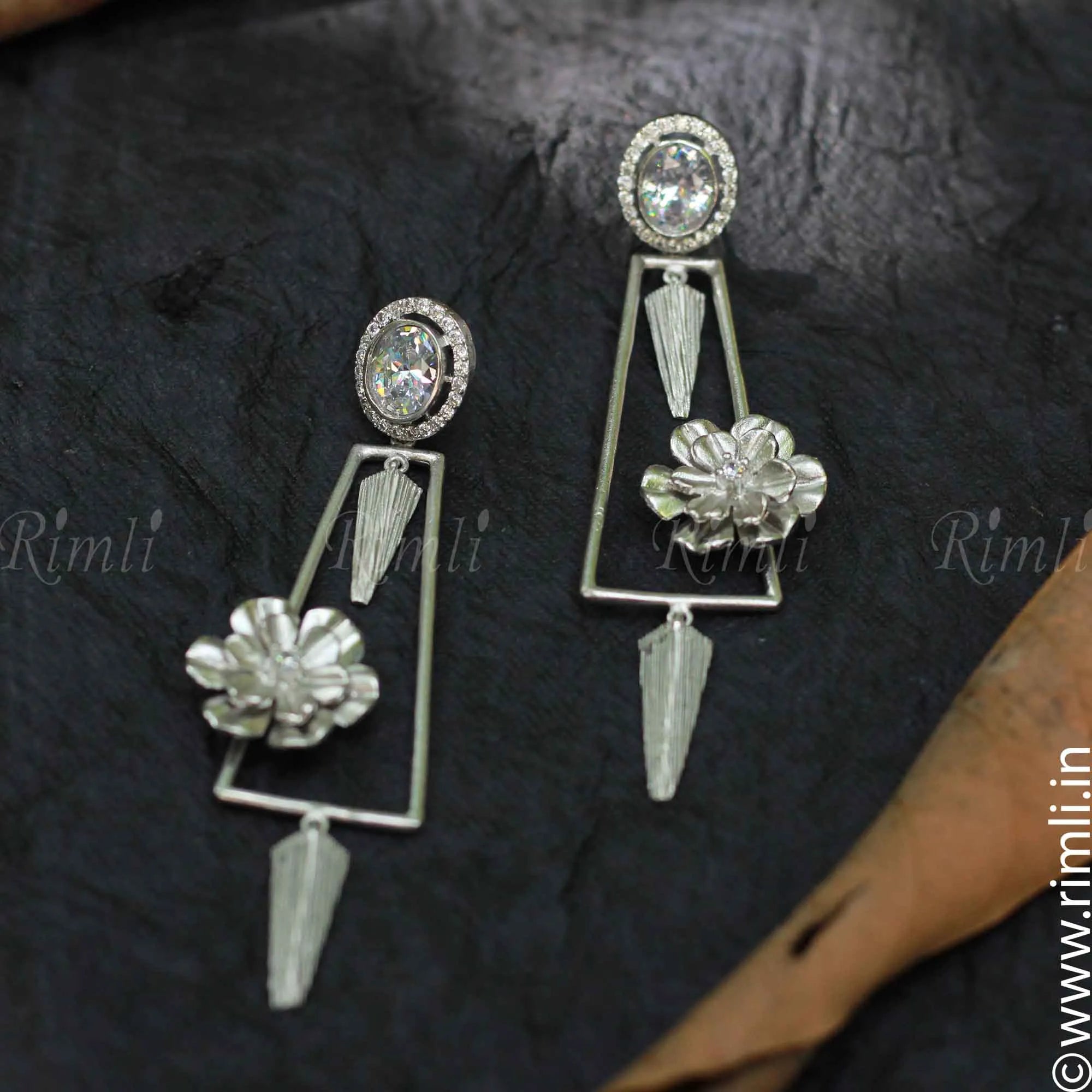 Geometric Earrings - Rimli Boutique