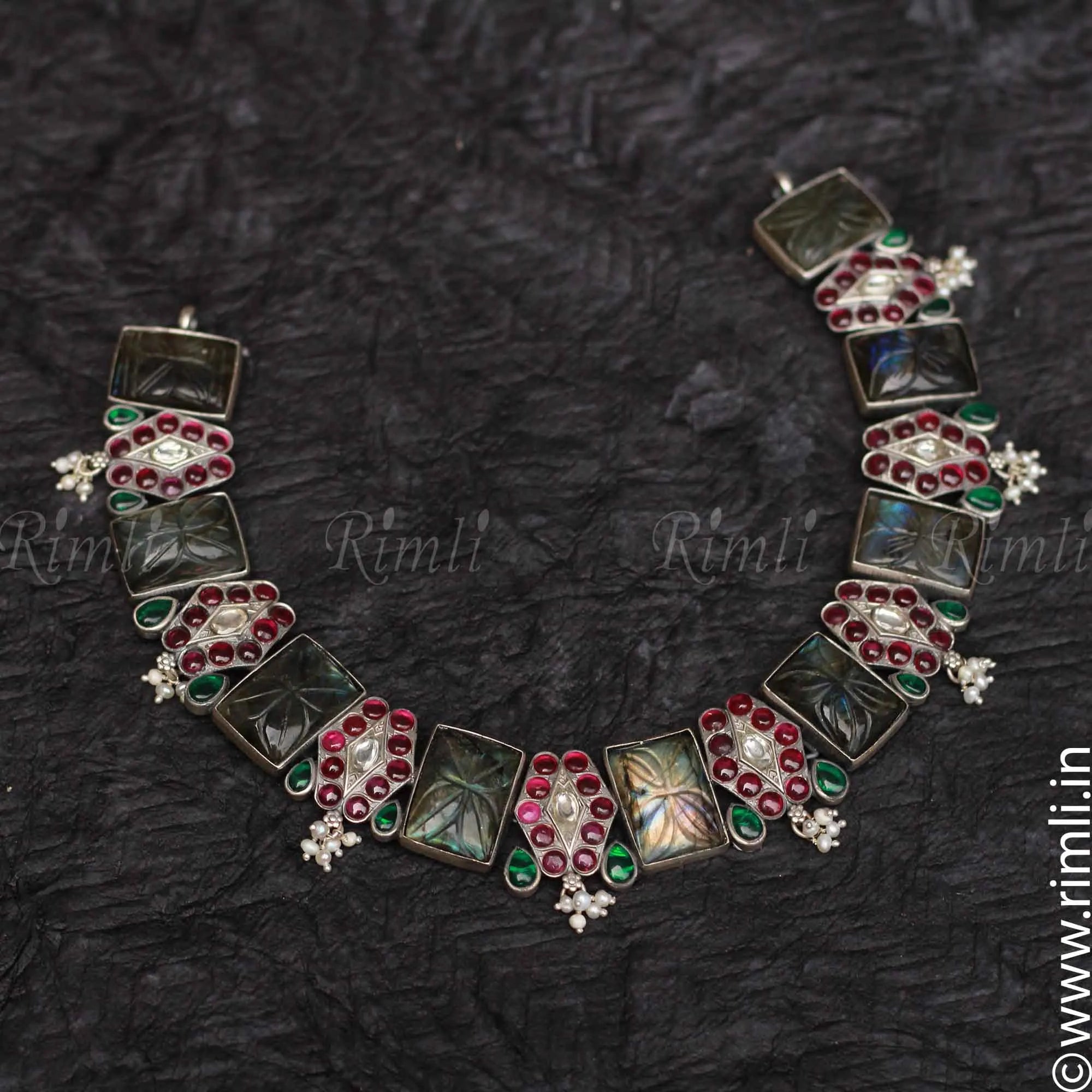 Amusing Silver Necklace - Rimli Boutique