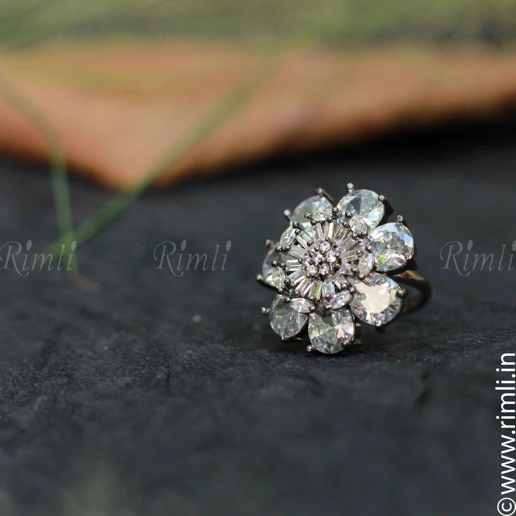 Zircon Ring - Rimli Boutique