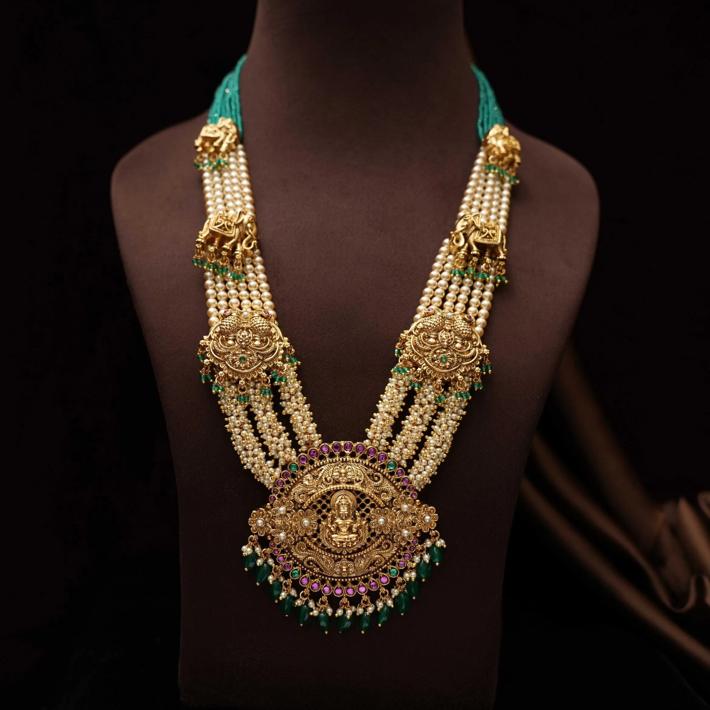 Ranvita Antique Necklace