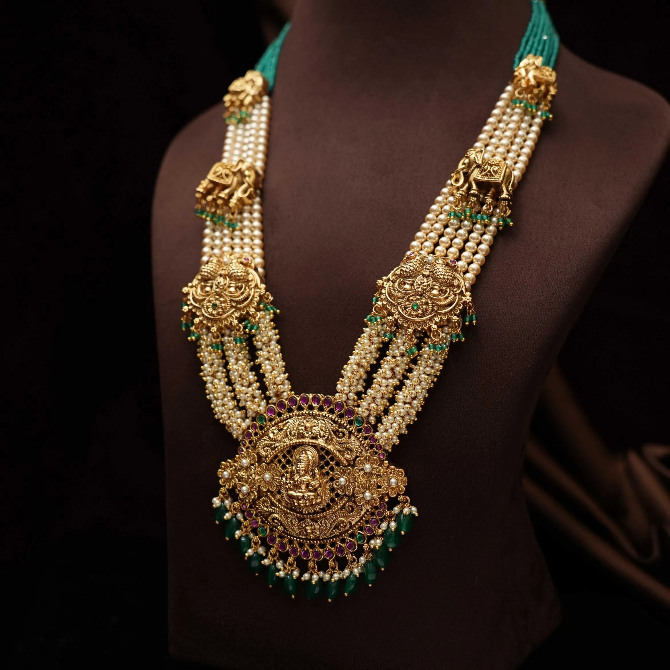 Ranvita Antique Necklace