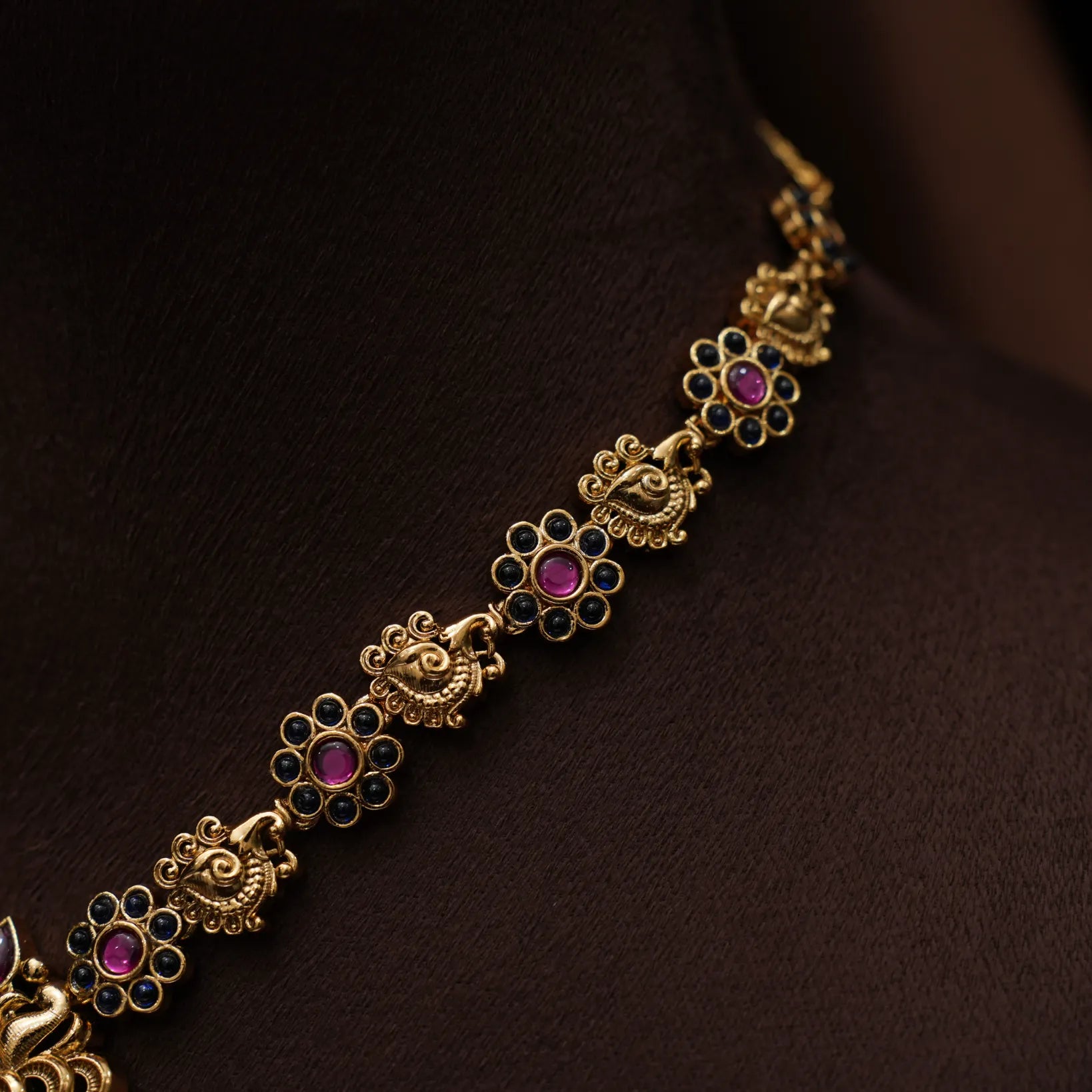 Ranvita Antique Necklace