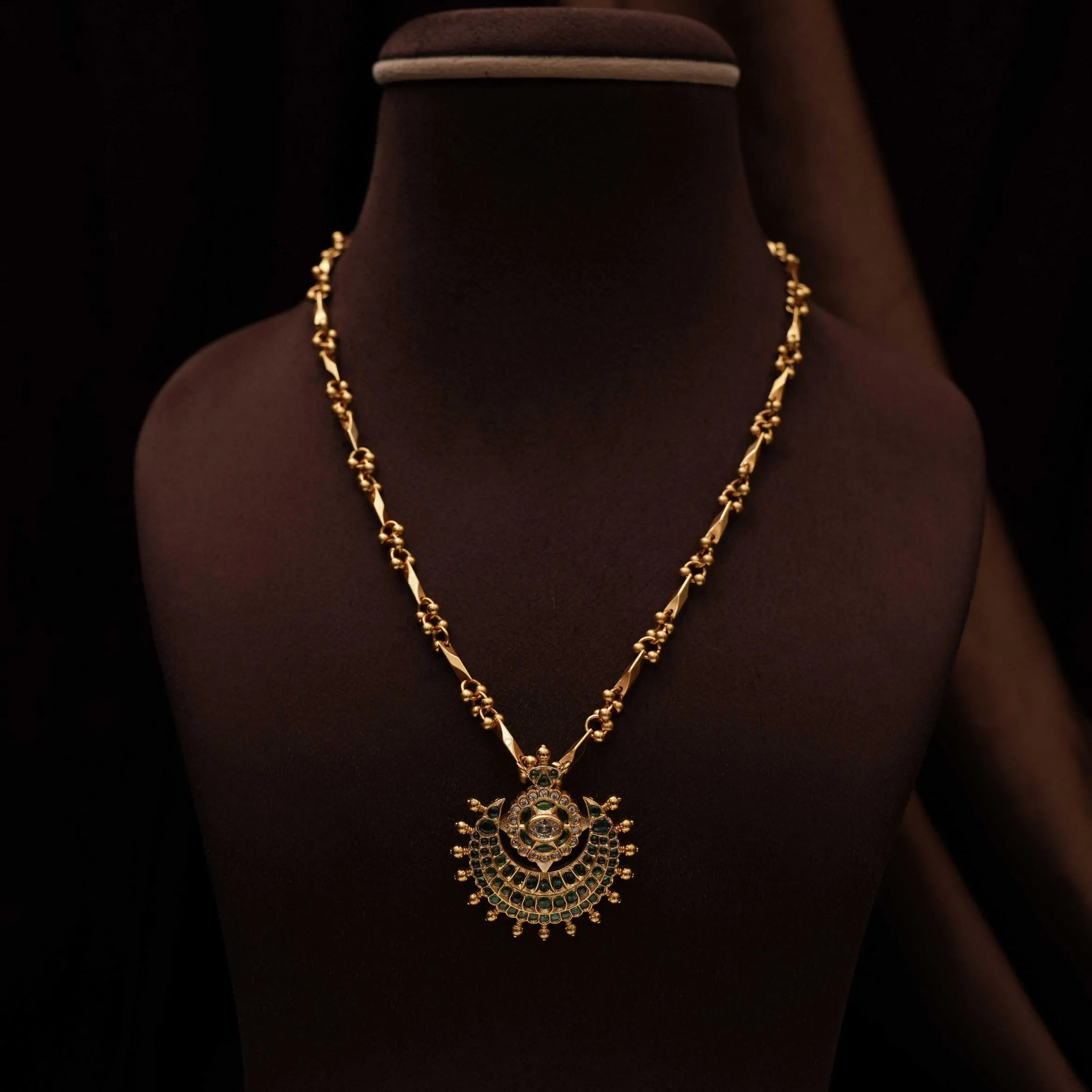 Reyansh Antique Necklace - Green