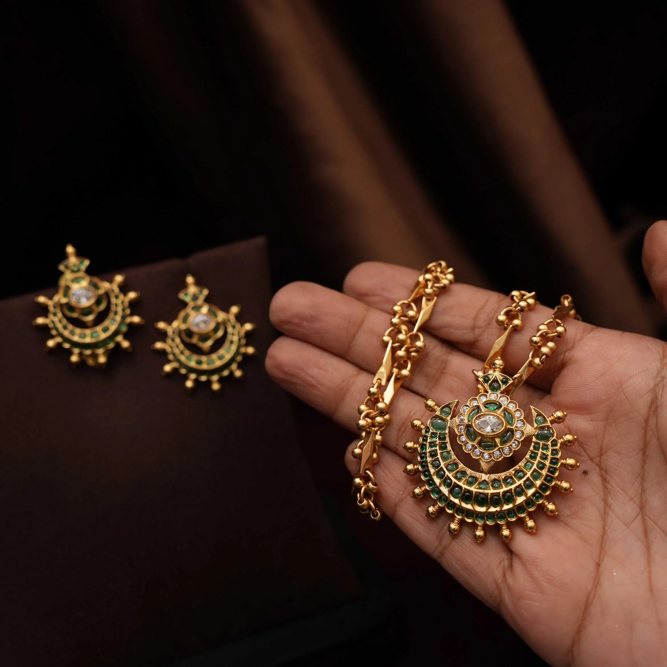 Reyansh Antique Necklace - Green