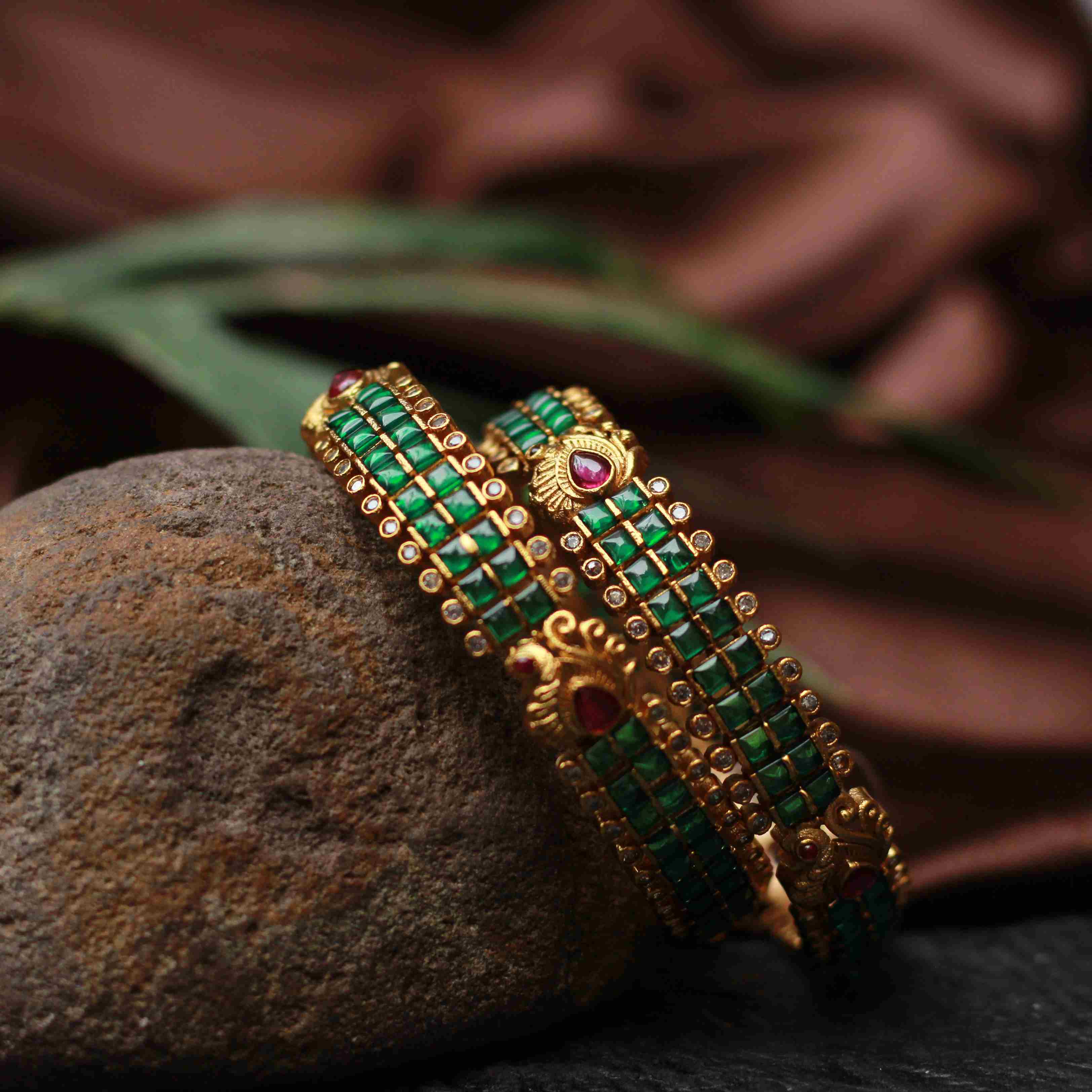 Ridvi Traditional Bangles - Green