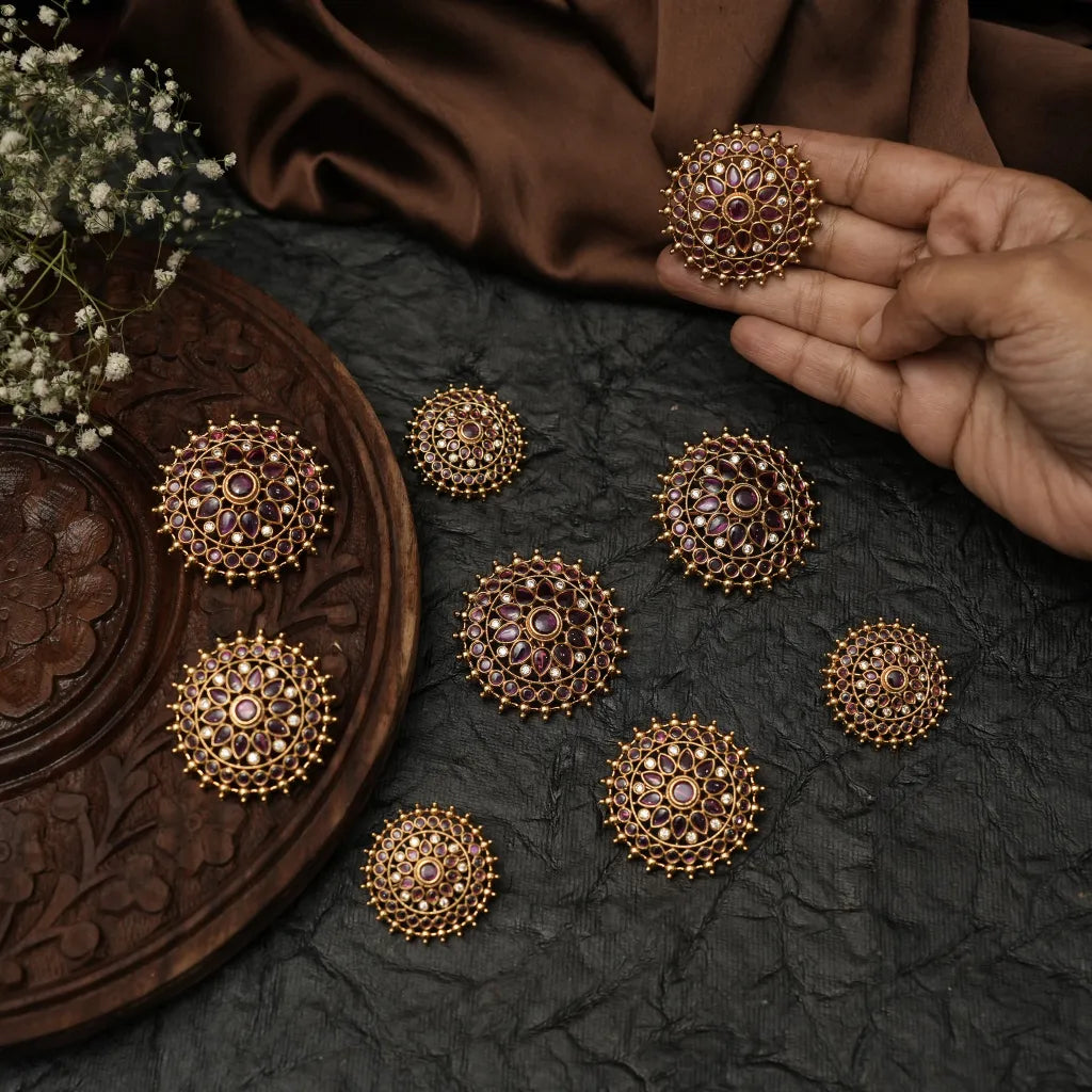 Rishmika Antique Rakkodi/ Hair Pin - Red
