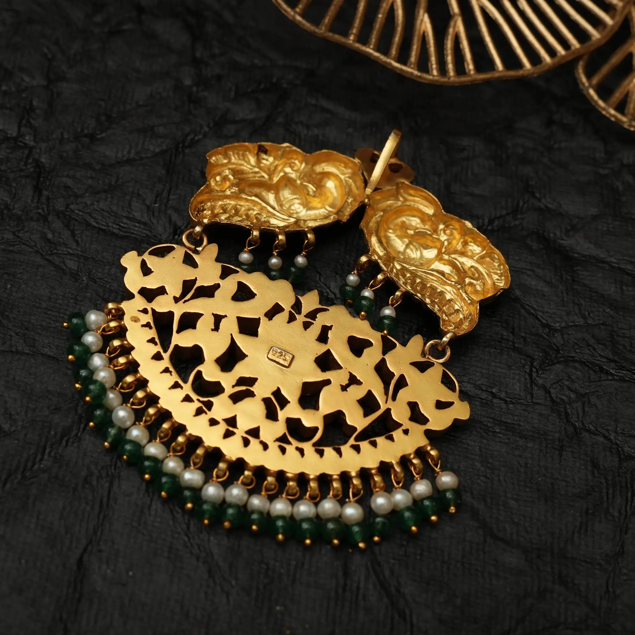 Riyana Silver Pendant