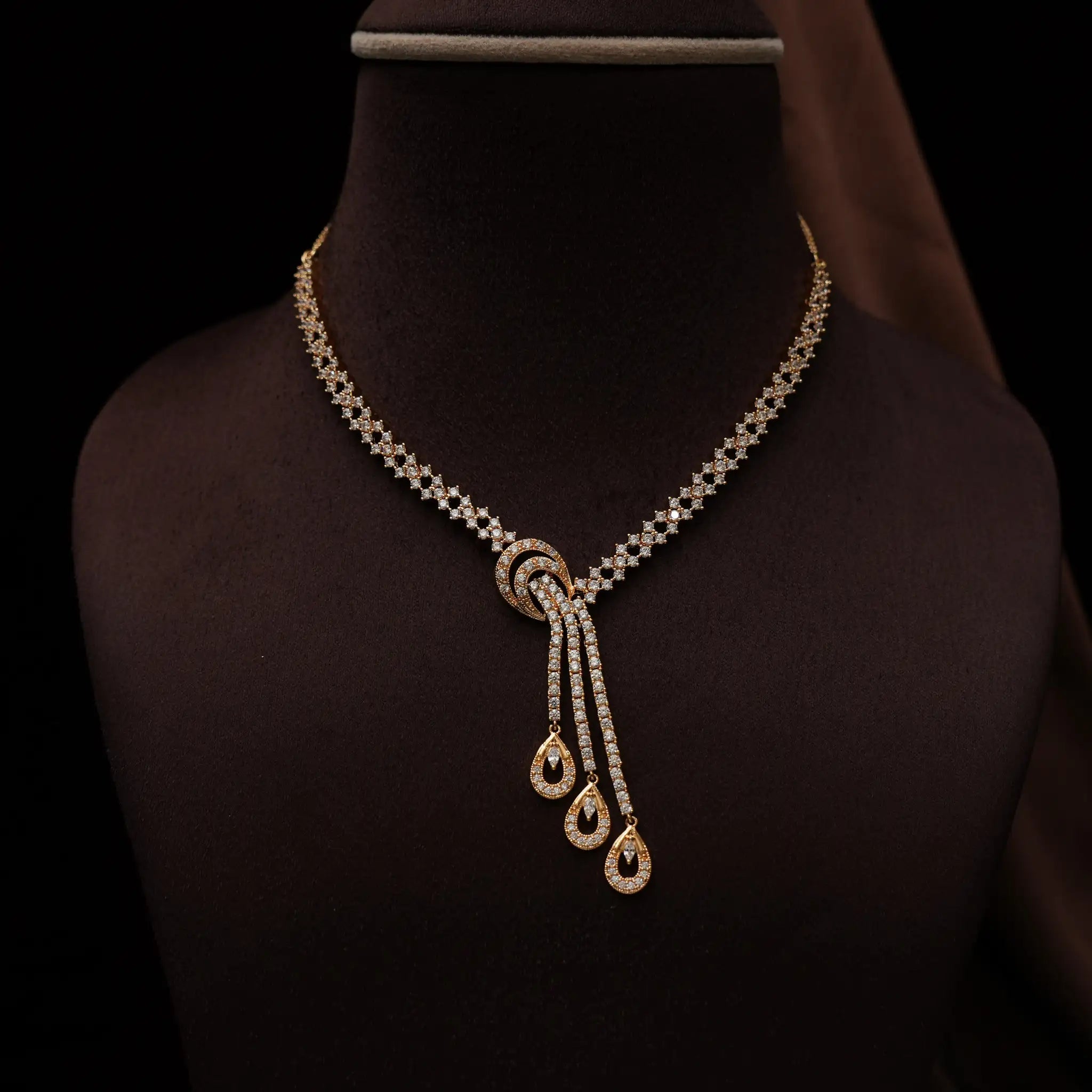 Rucya Zircon Necklace