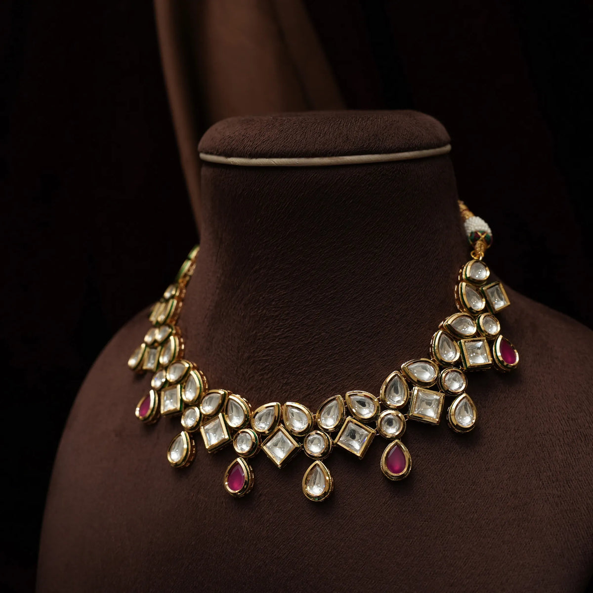 Avnita Kundan Necklace - Reddish Pink