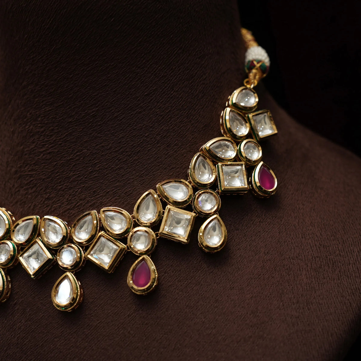 Avnita Kundan Necklace - Reddish Pink