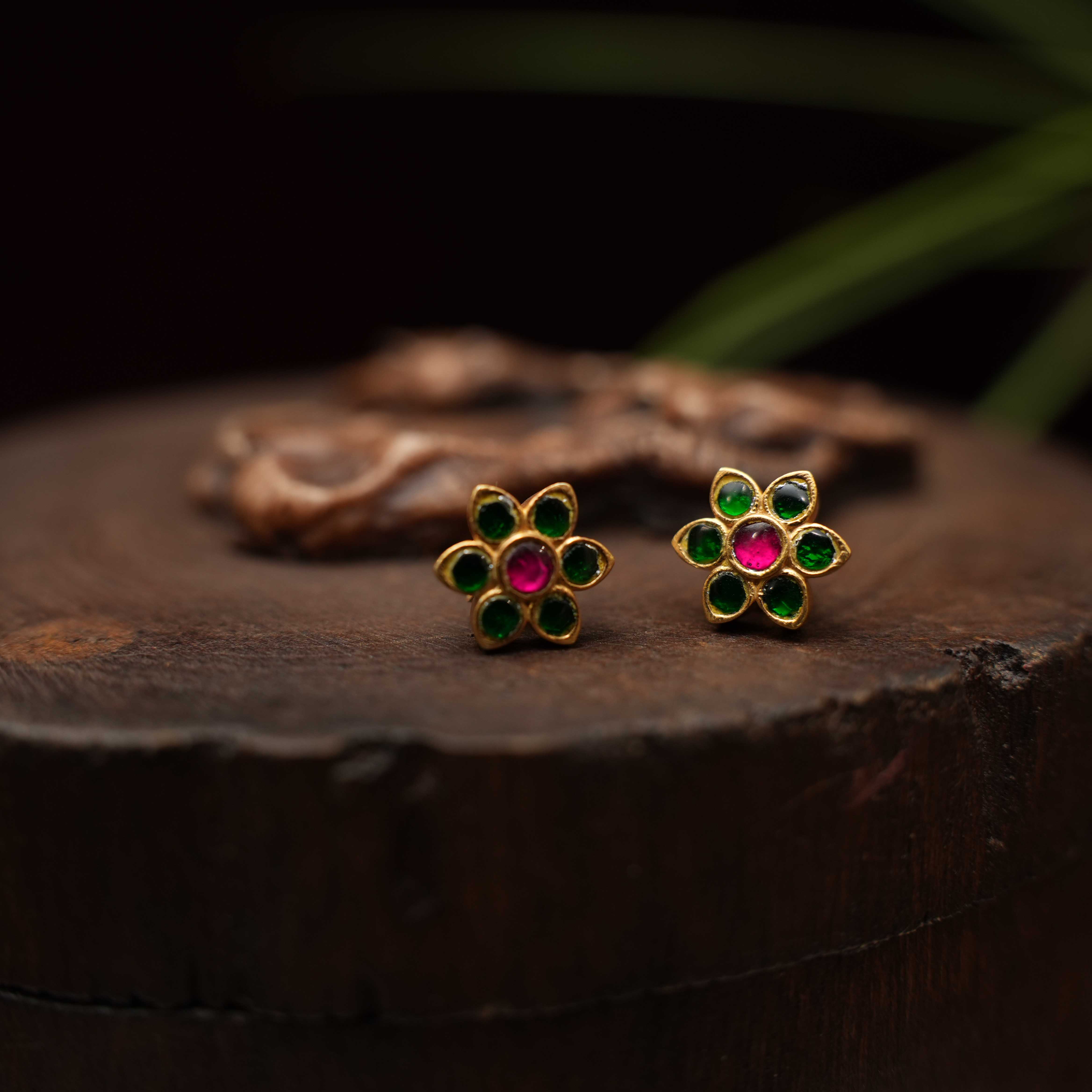 Dhikshya Silver Ear Stud - Green - Rimli Boutique