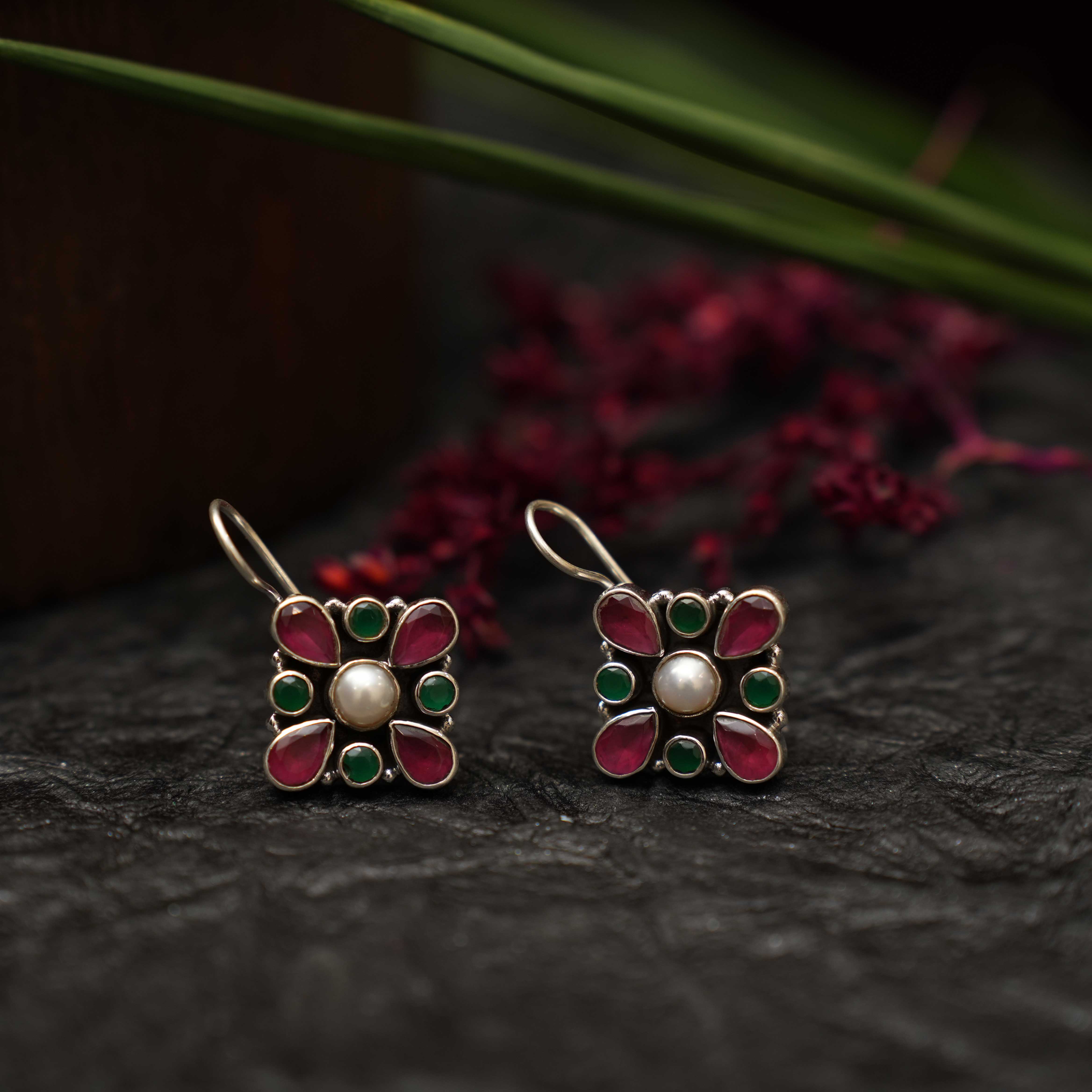 Aadhya Hoop Earrings - Red & Green - Rimli Boutique