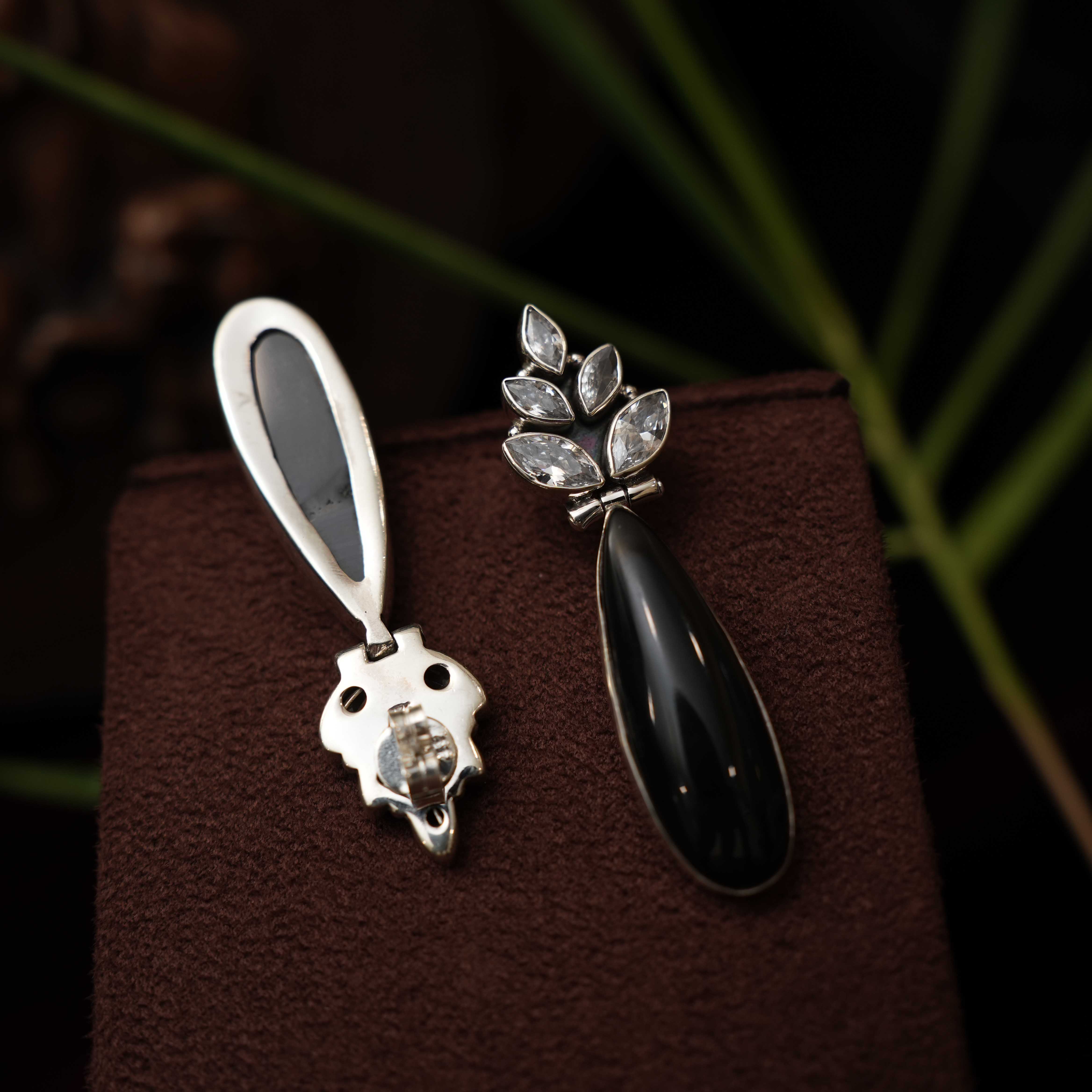 Kezia Oxidized Silver Earrings - Black