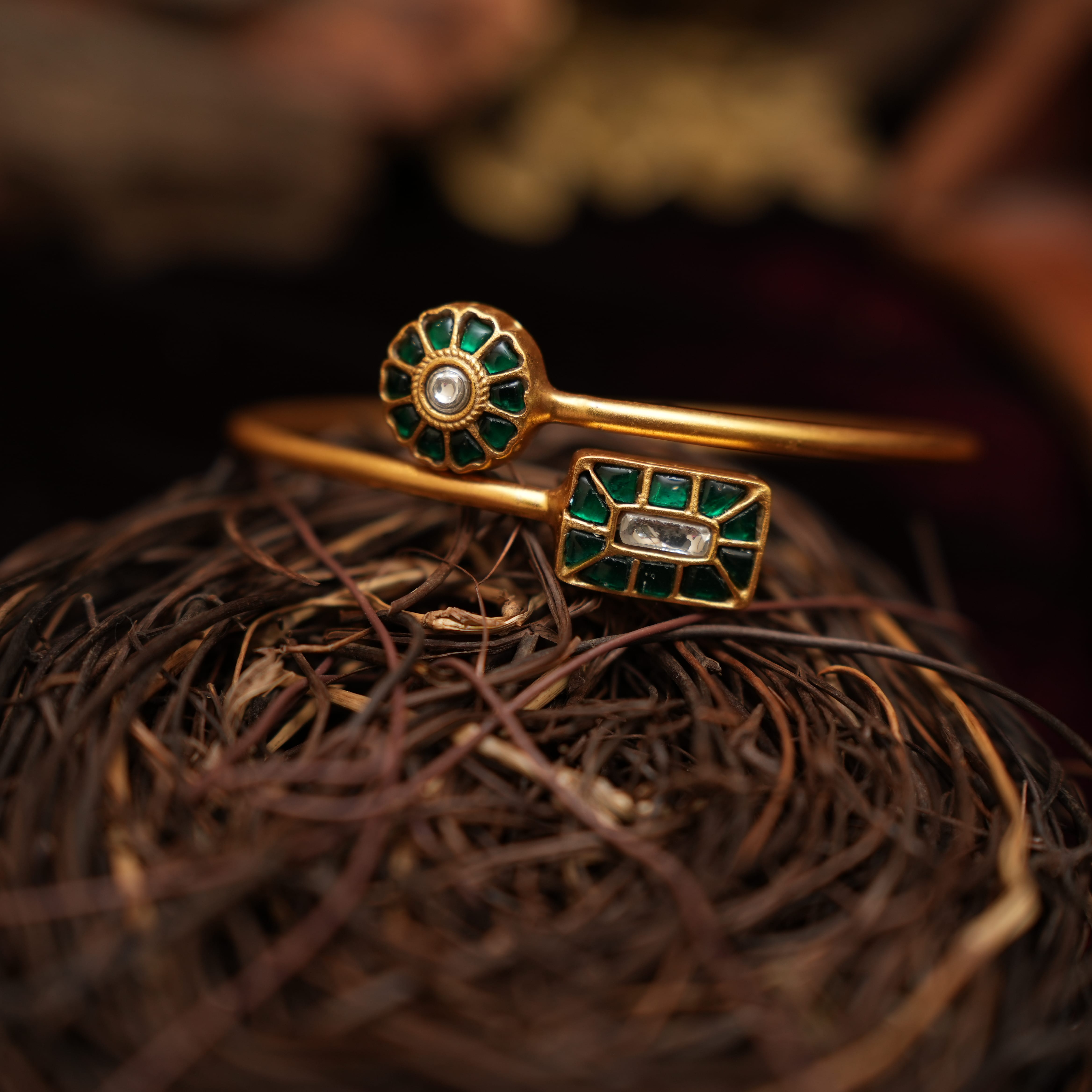 Hanvika Silver Kada Bangle - Green 2 - Rimli Boutique