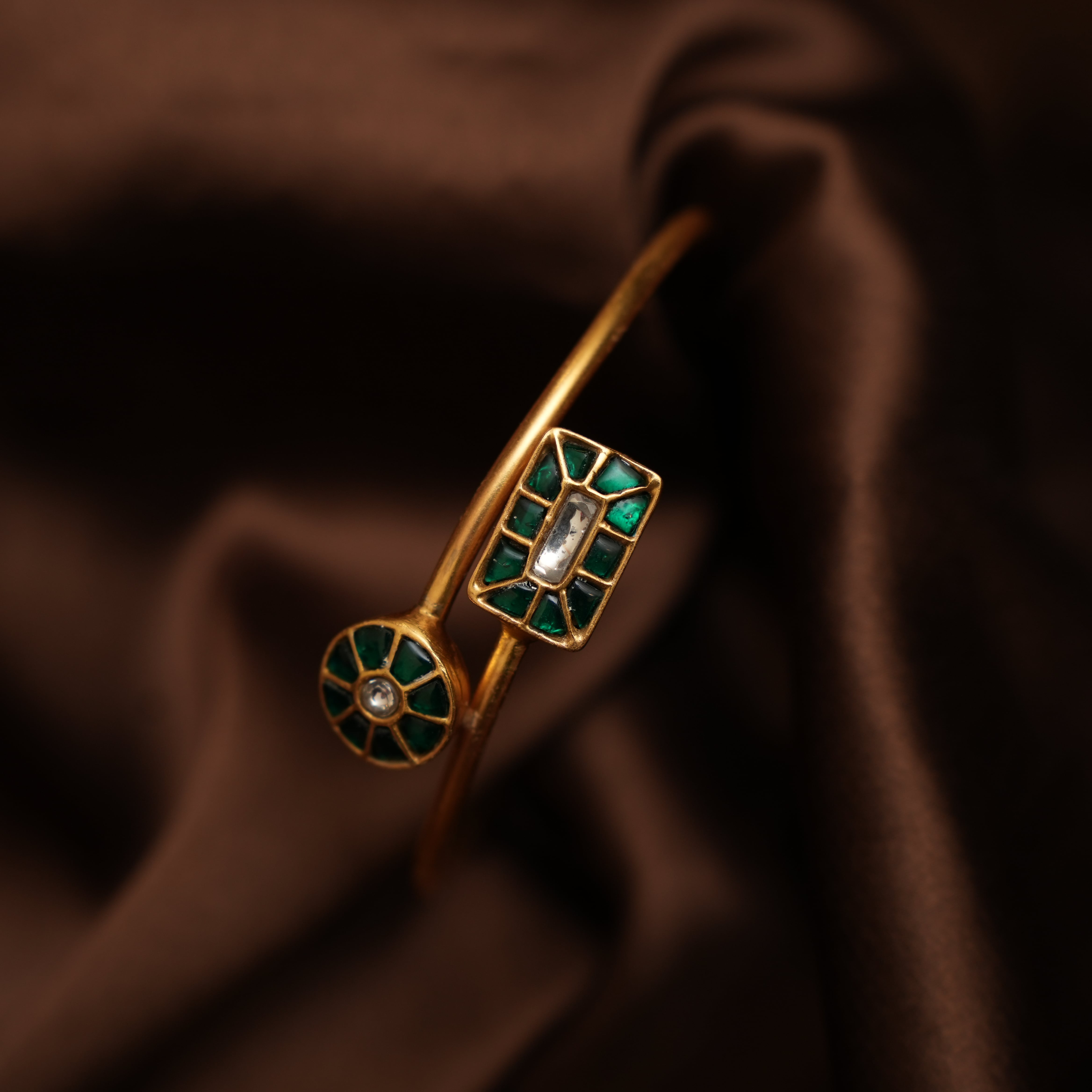 Hanvika Silver Kada Bangle - Green - Rimli Boutique