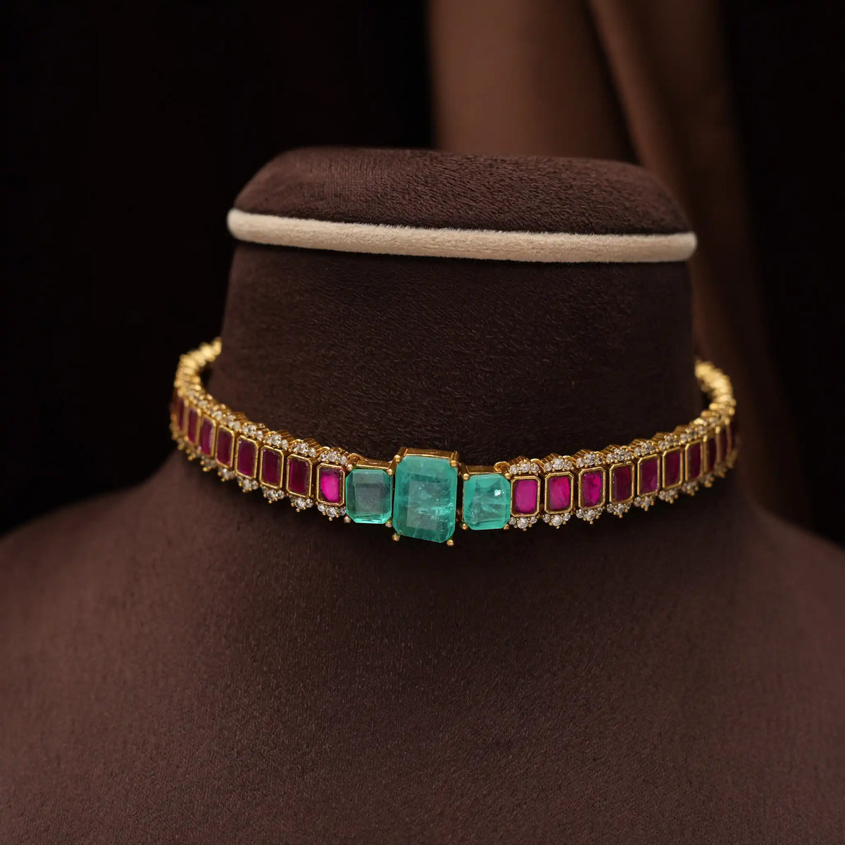 Delvika Polki Necklace - Green & Pink