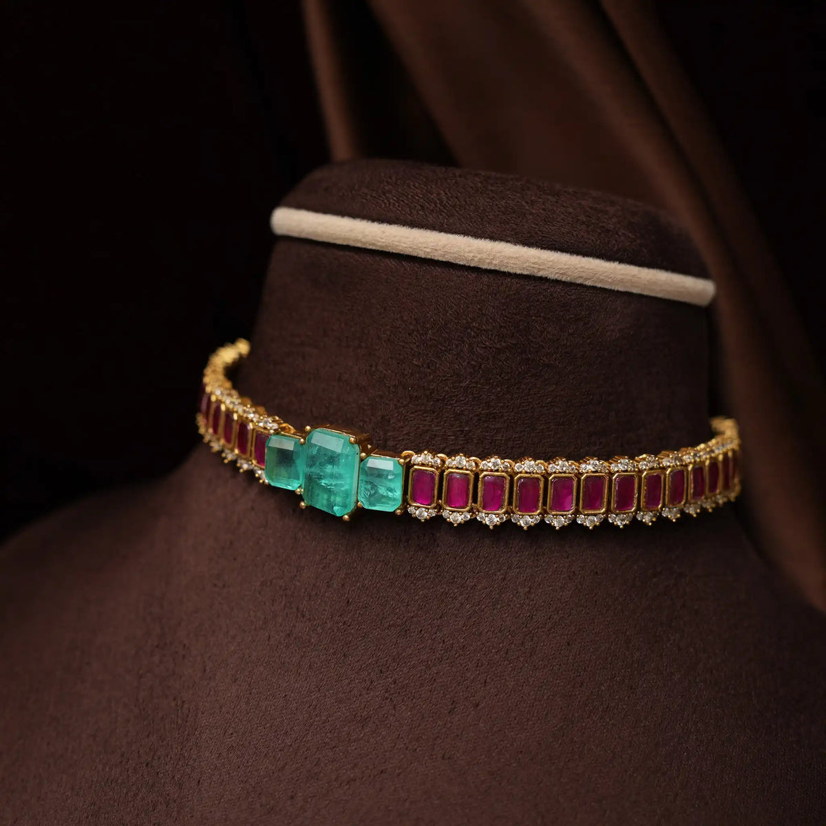 Delvika Polki Necklace - Green & Pink