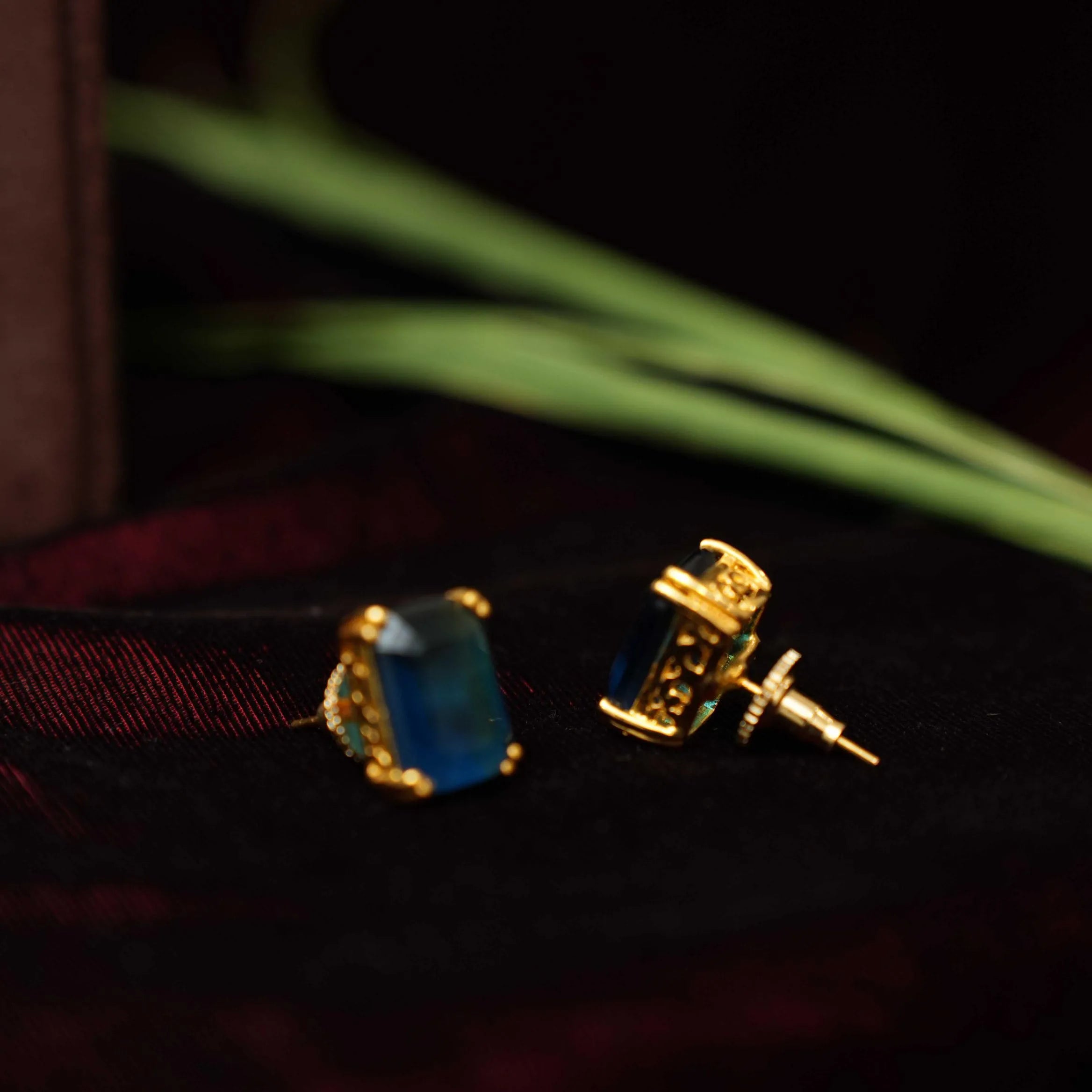Laksa Zircon Ear Stud - Blue - Rimli Boutique