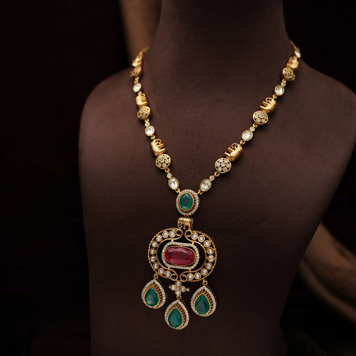 Reyana Victorian Kundan Necklace - Emerald Green