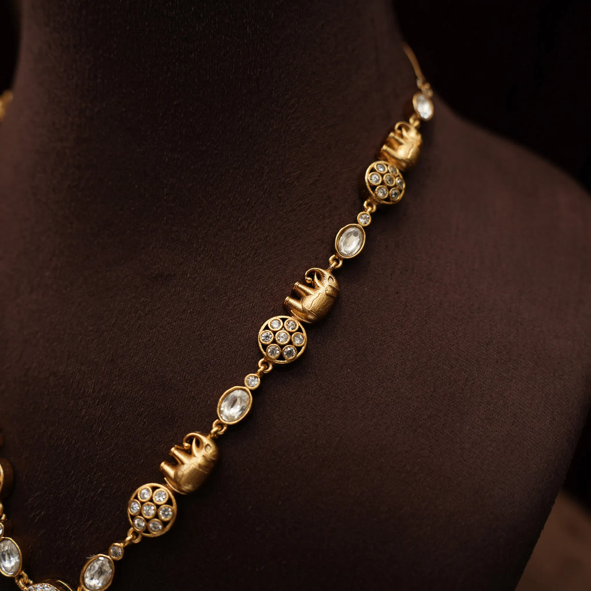Reyana Victorian Kundan Necklace - Emerald Green