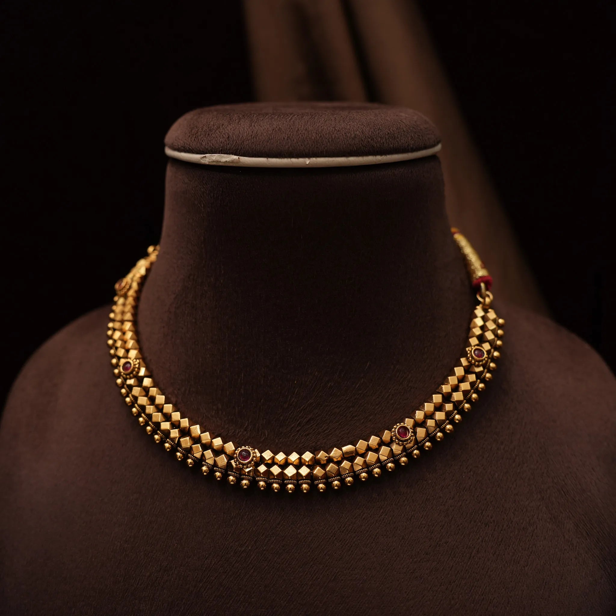Sachita Antique Choker - Mega Red