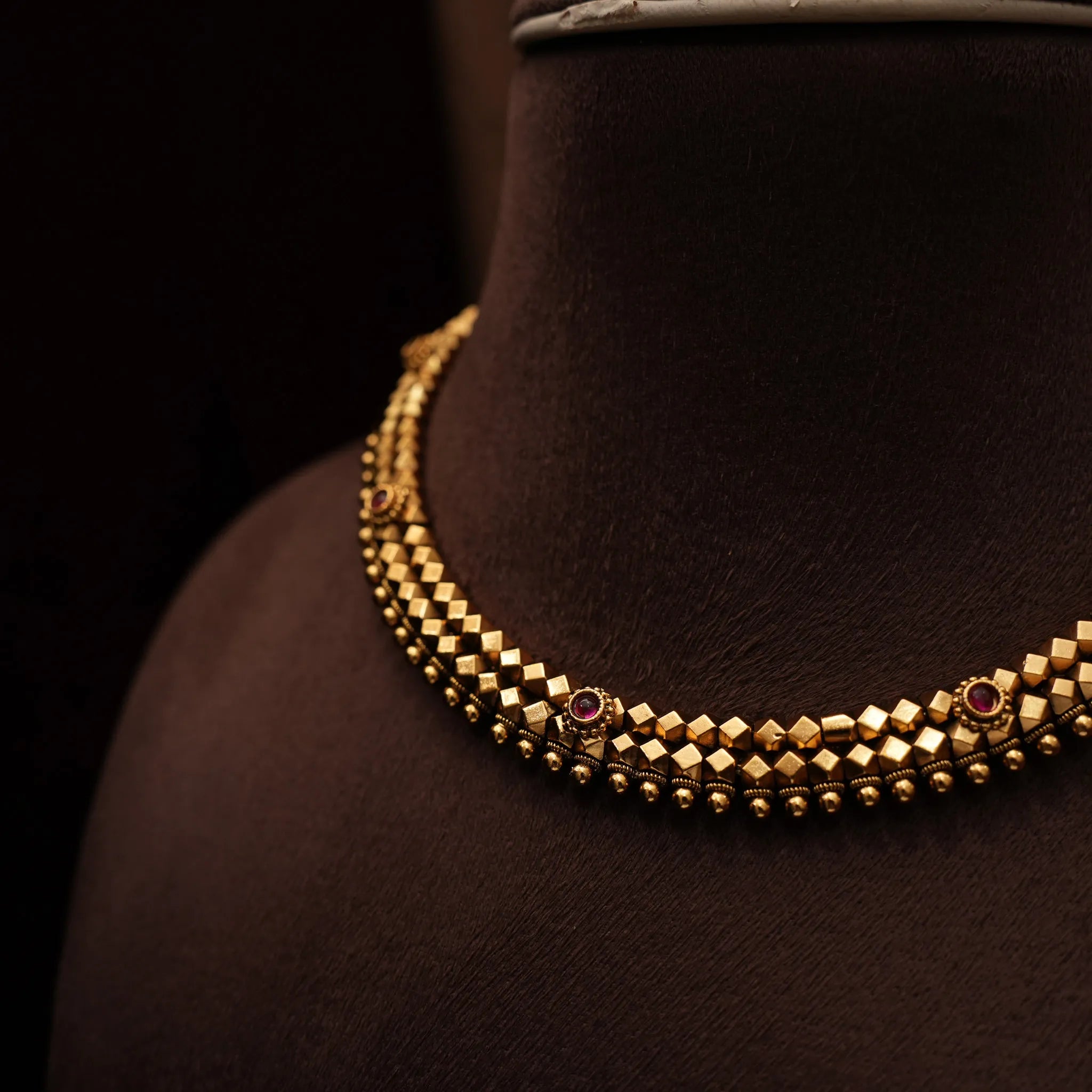 Sachita Antique Choker - Mega Red