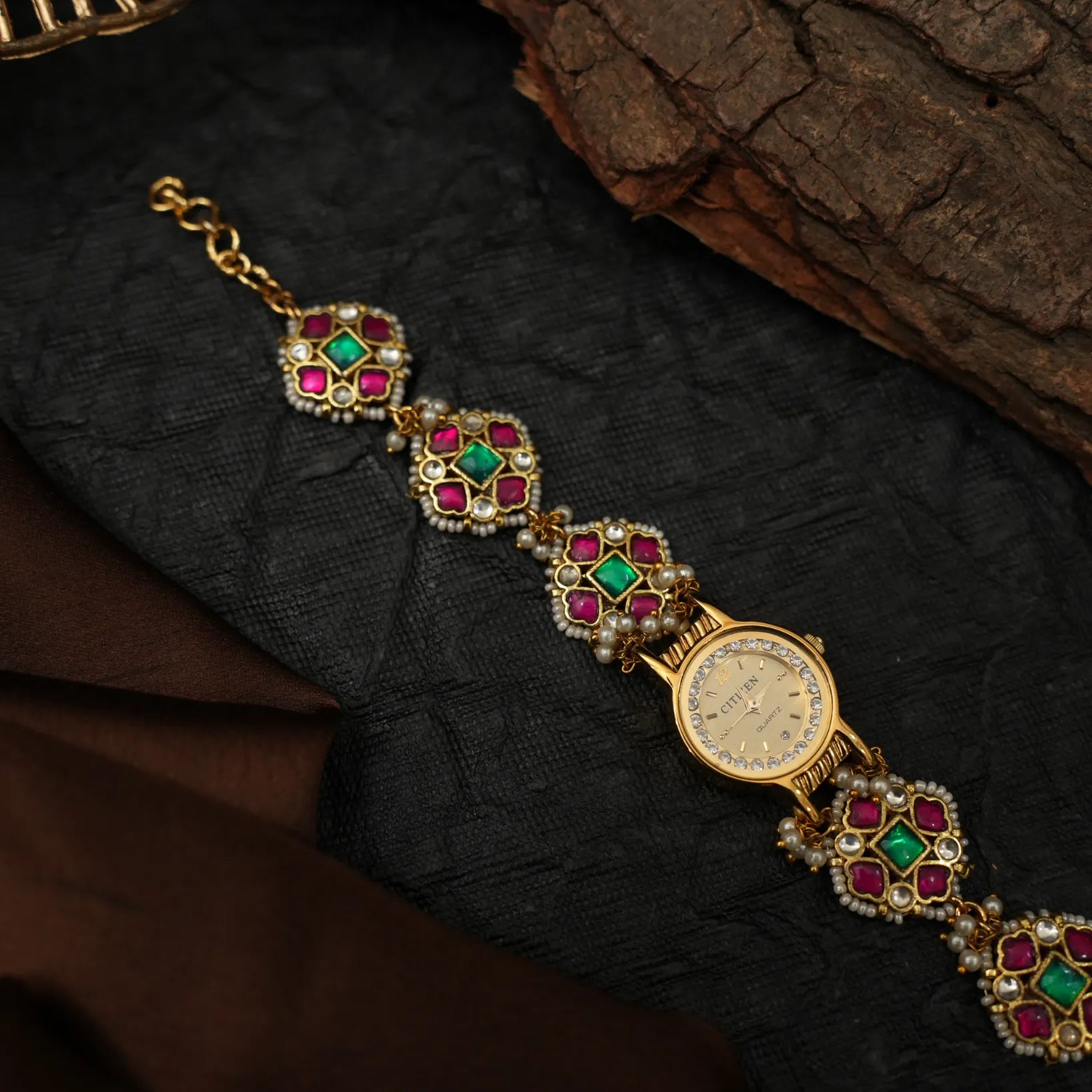 Sahana Polki Watch