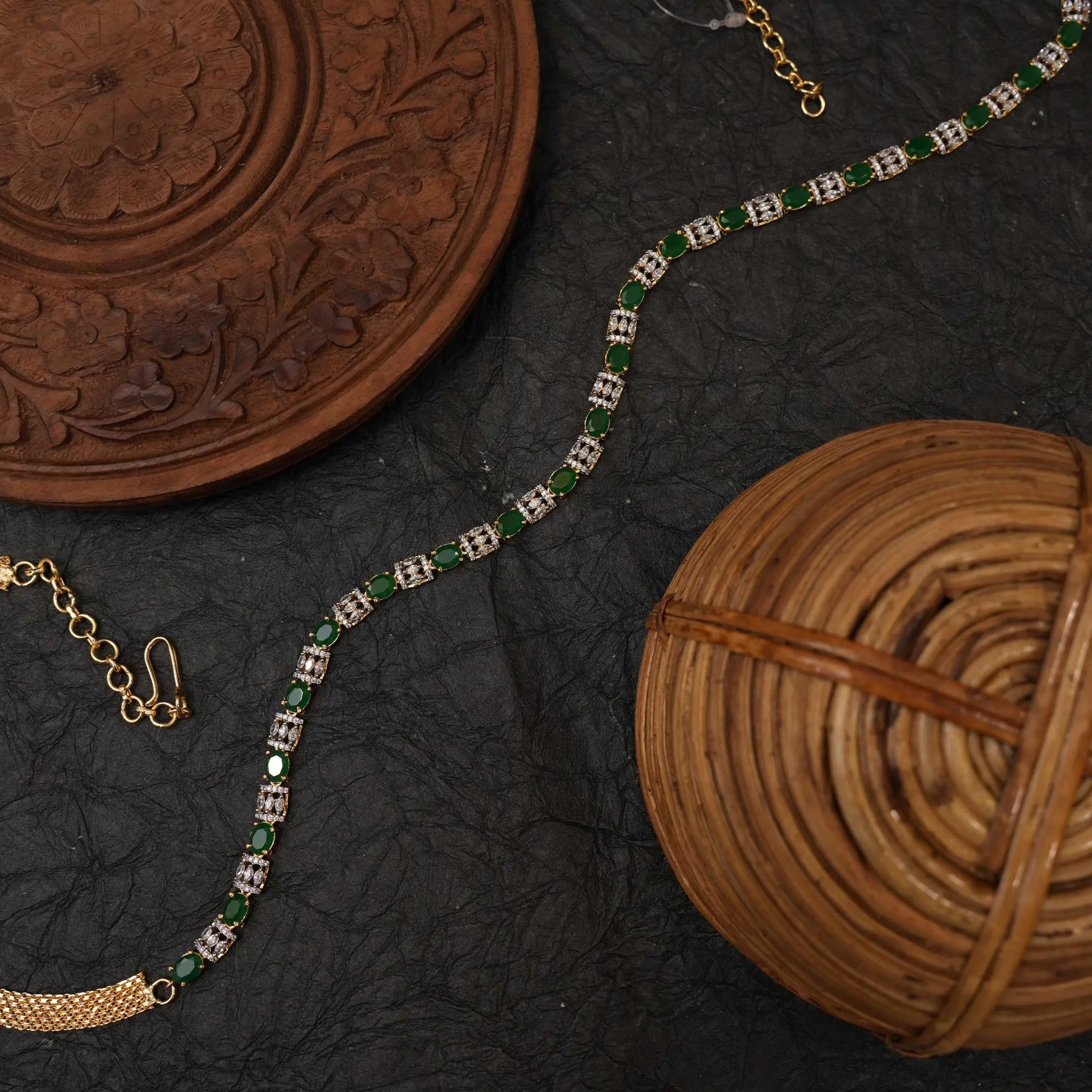 Sainu Zircon Hip Belt - Green