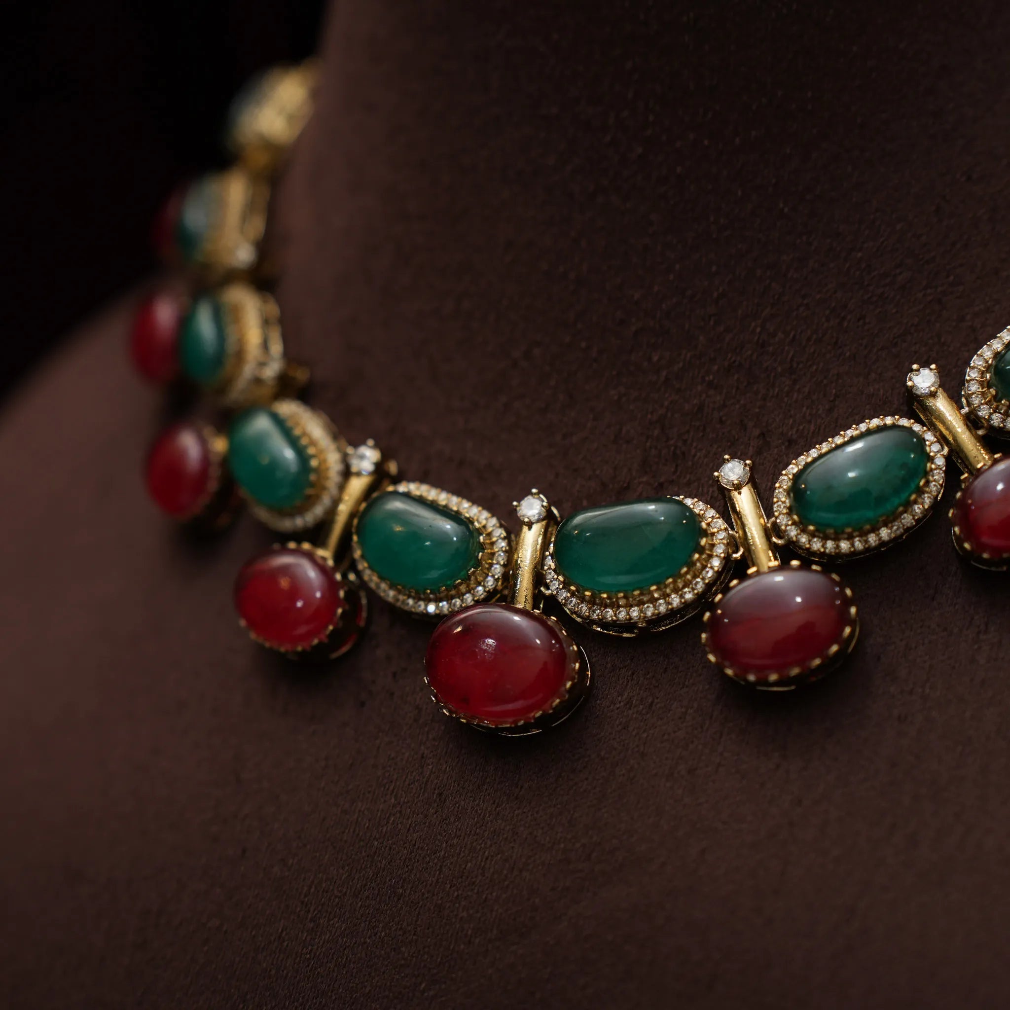 Samucita Polki Choker - Nua