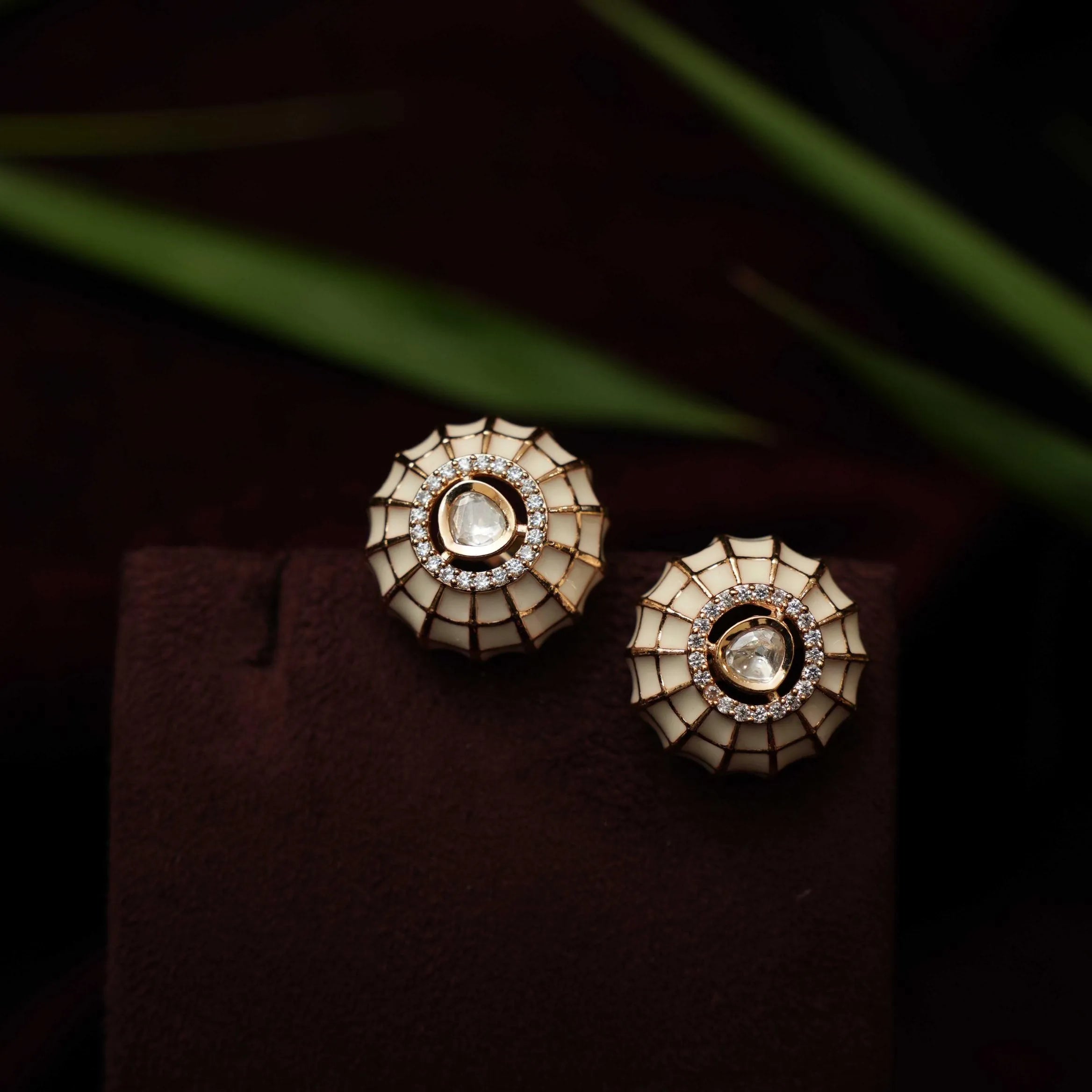 Satya Polki Ear Stud - Cream