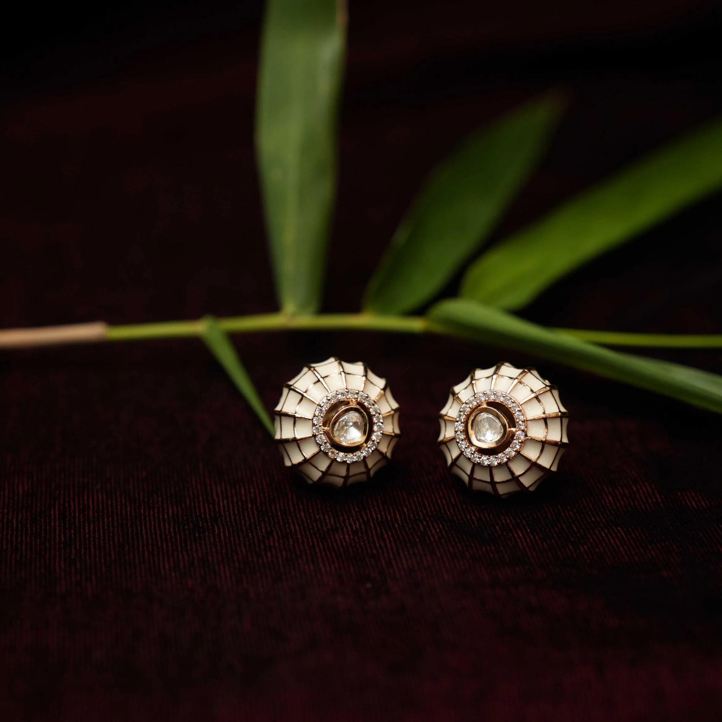 Satya Polki Ear Stud - Cream