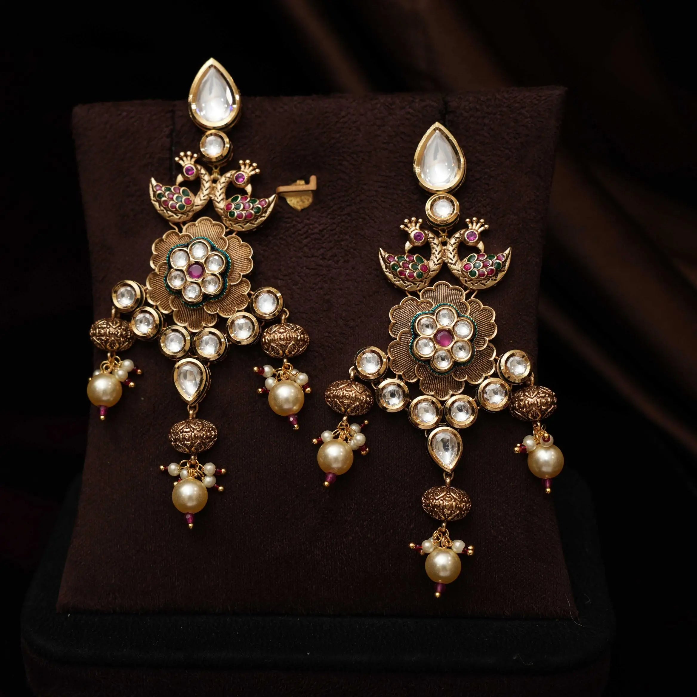 Sawyer Kundan Necklace