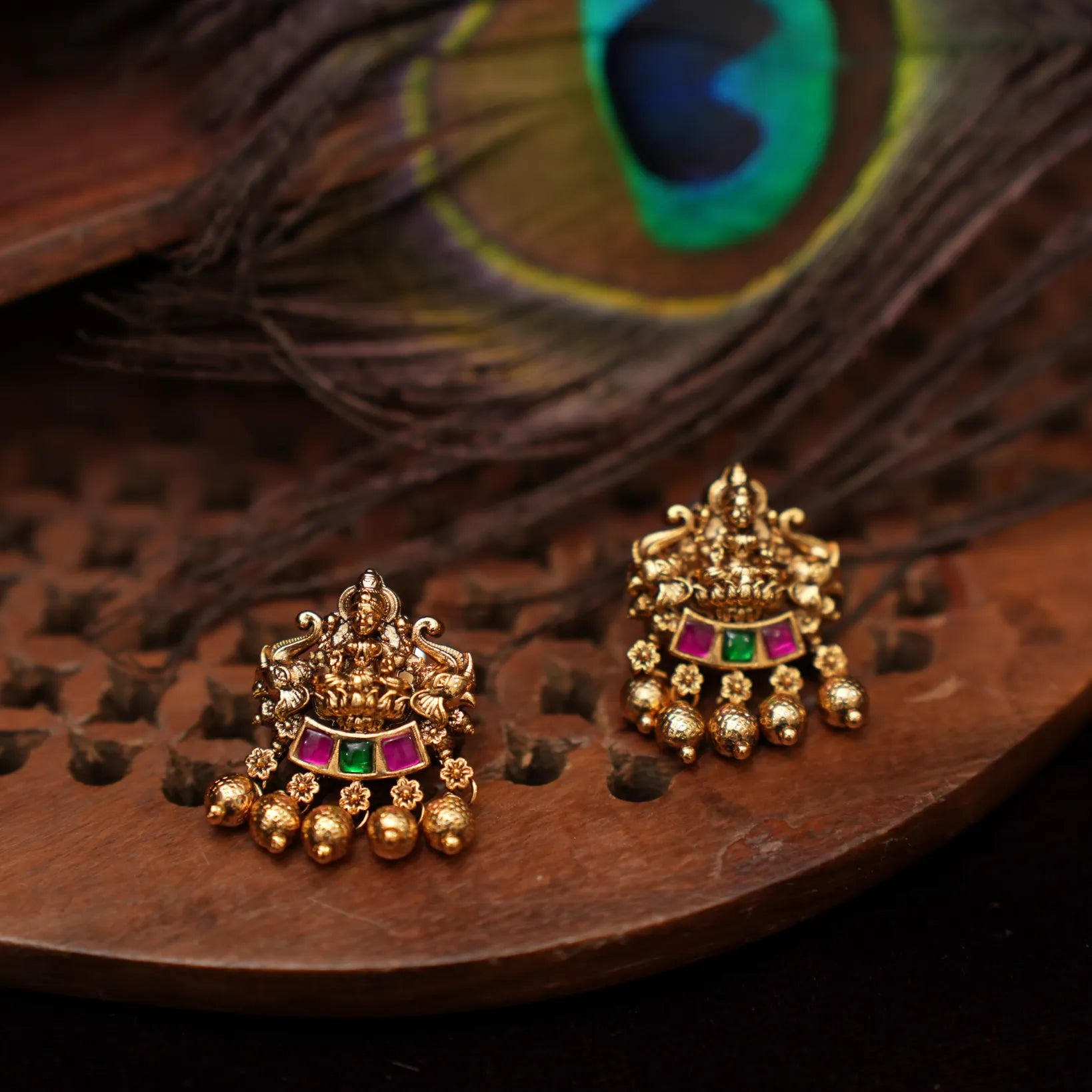 Shakti Antique Ear Stud - Golden Ball