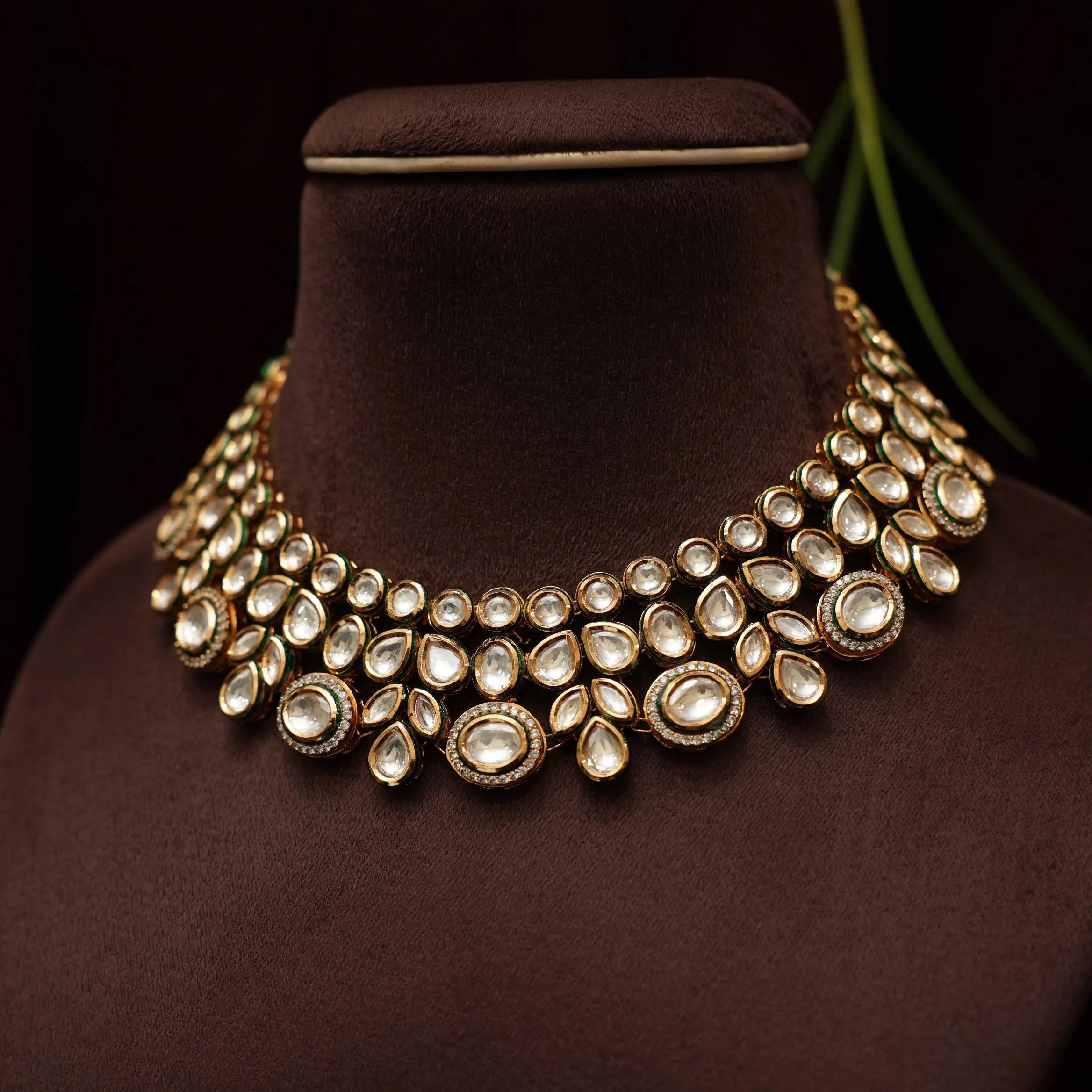 Shanvi Kundan Necklace
