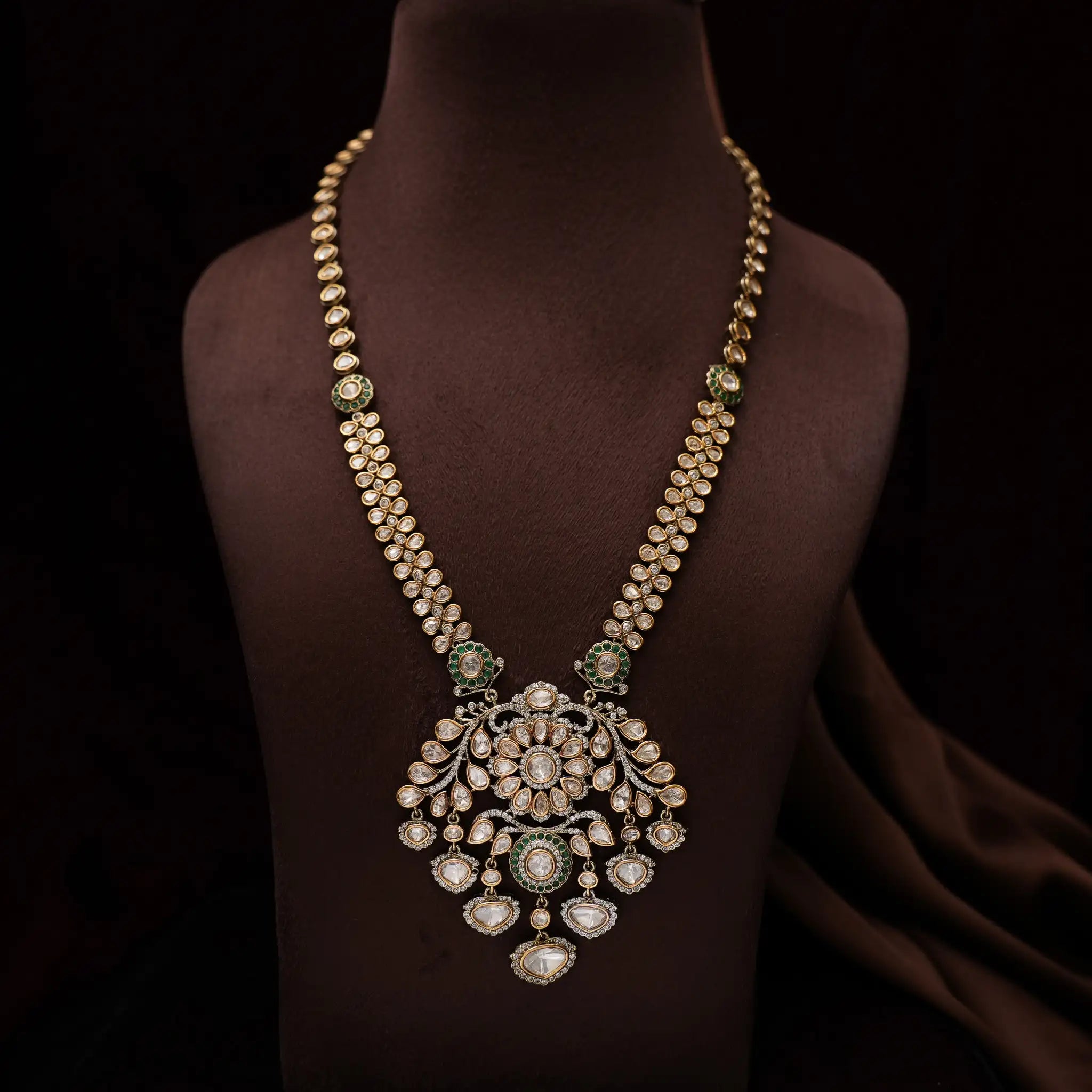 Sharanya Victorian Necklace - Green