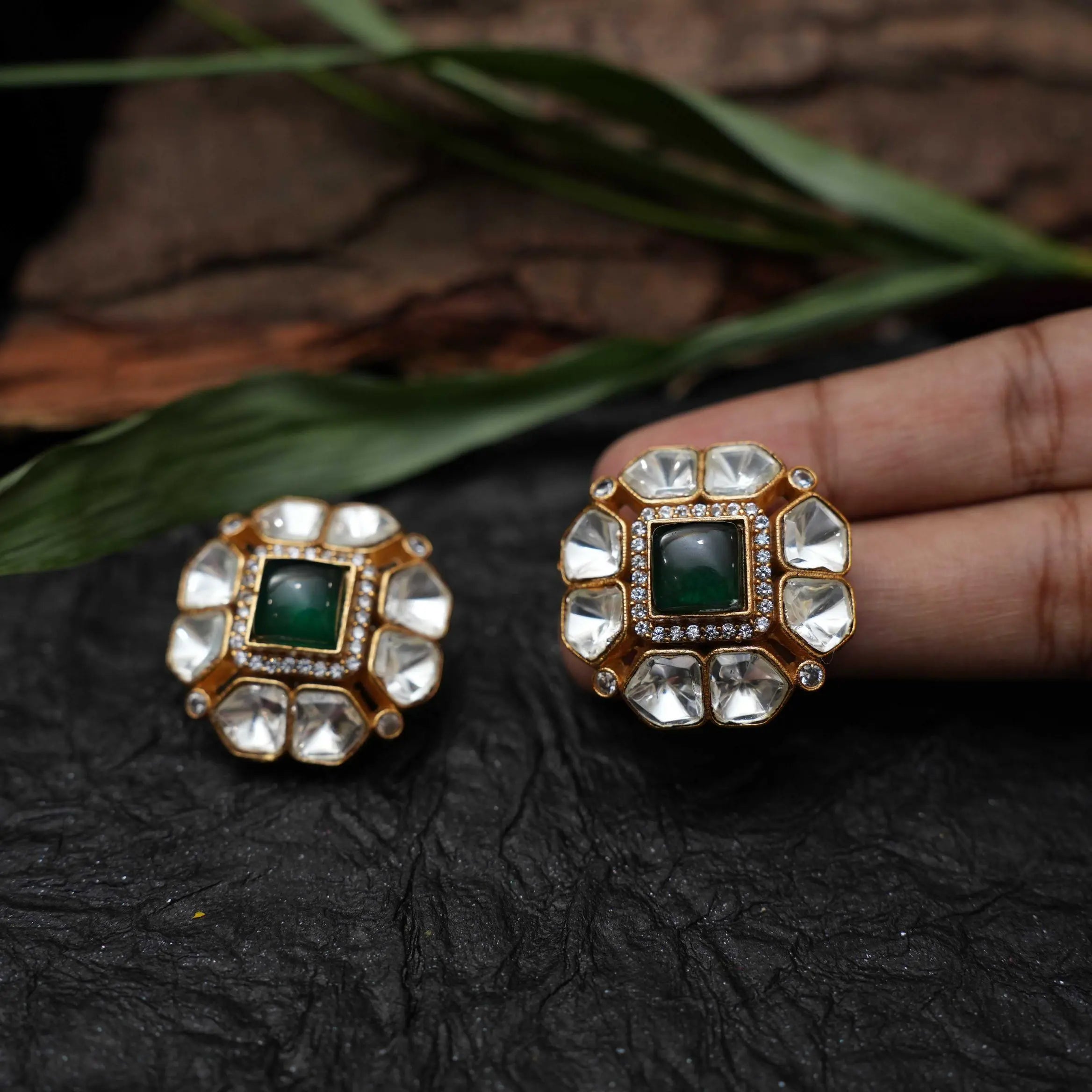 Sharvi Polki Ear Stud