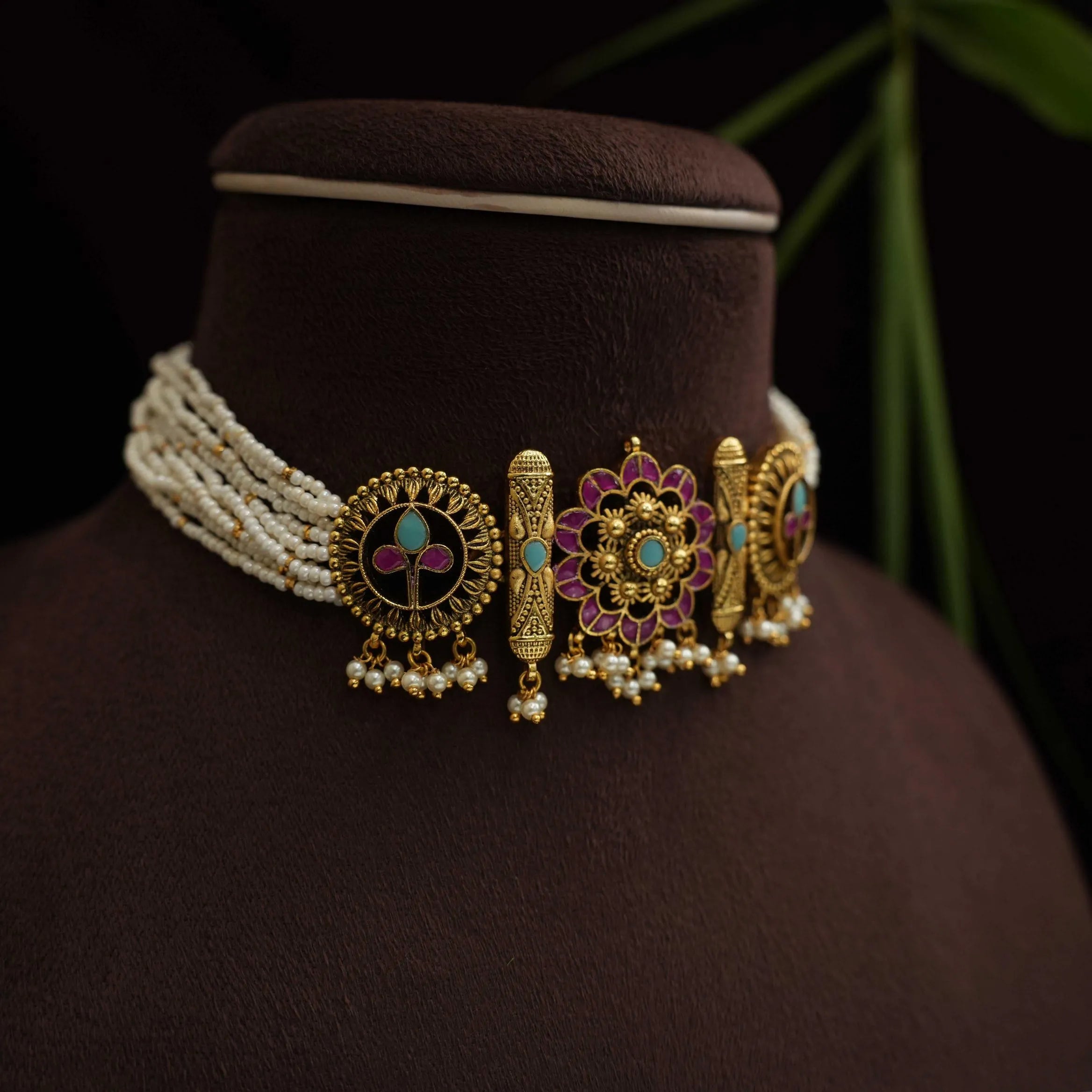 Sharvil Polki Choker - Red & Turquoise