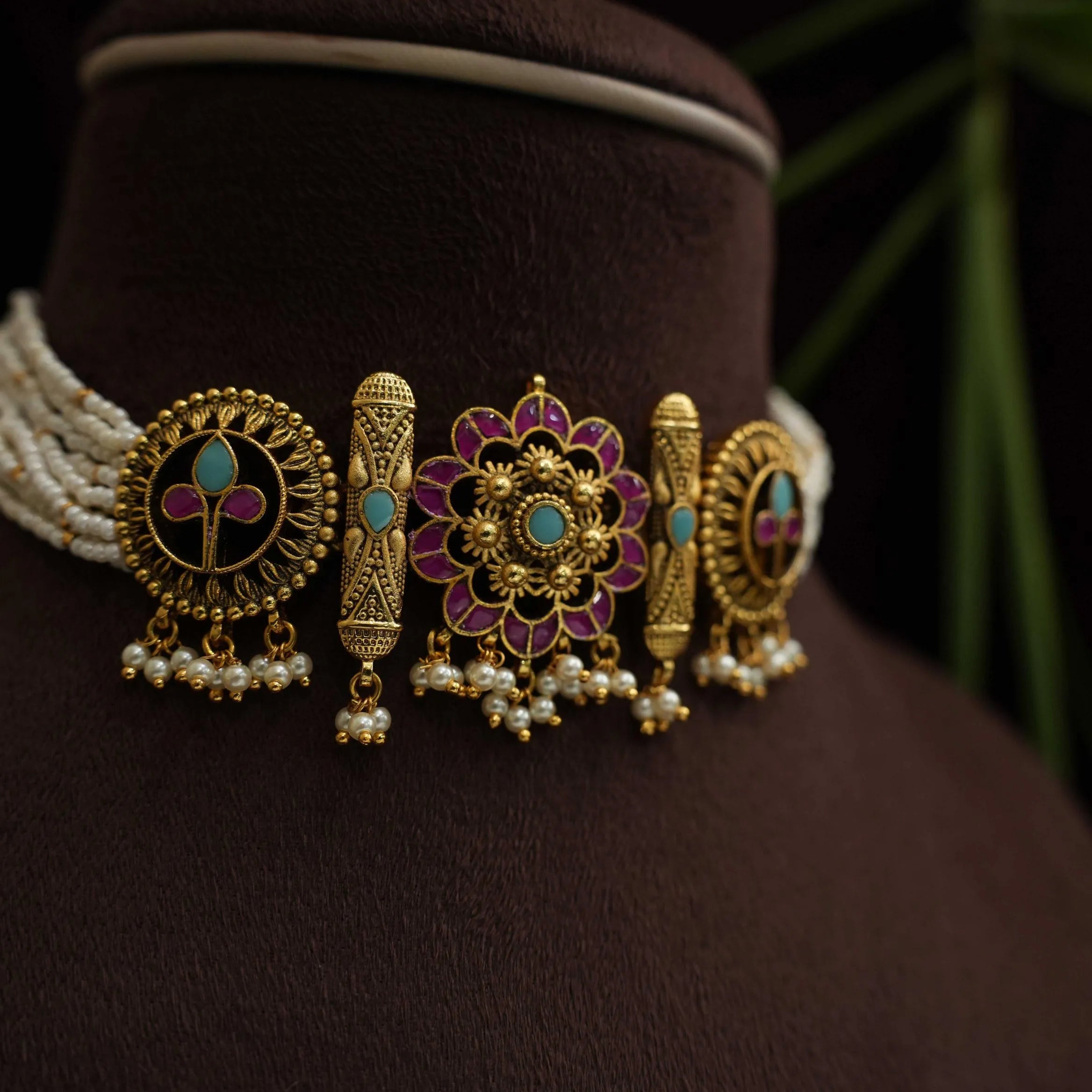 Sharvil Polki Choker - Red & Turquoise