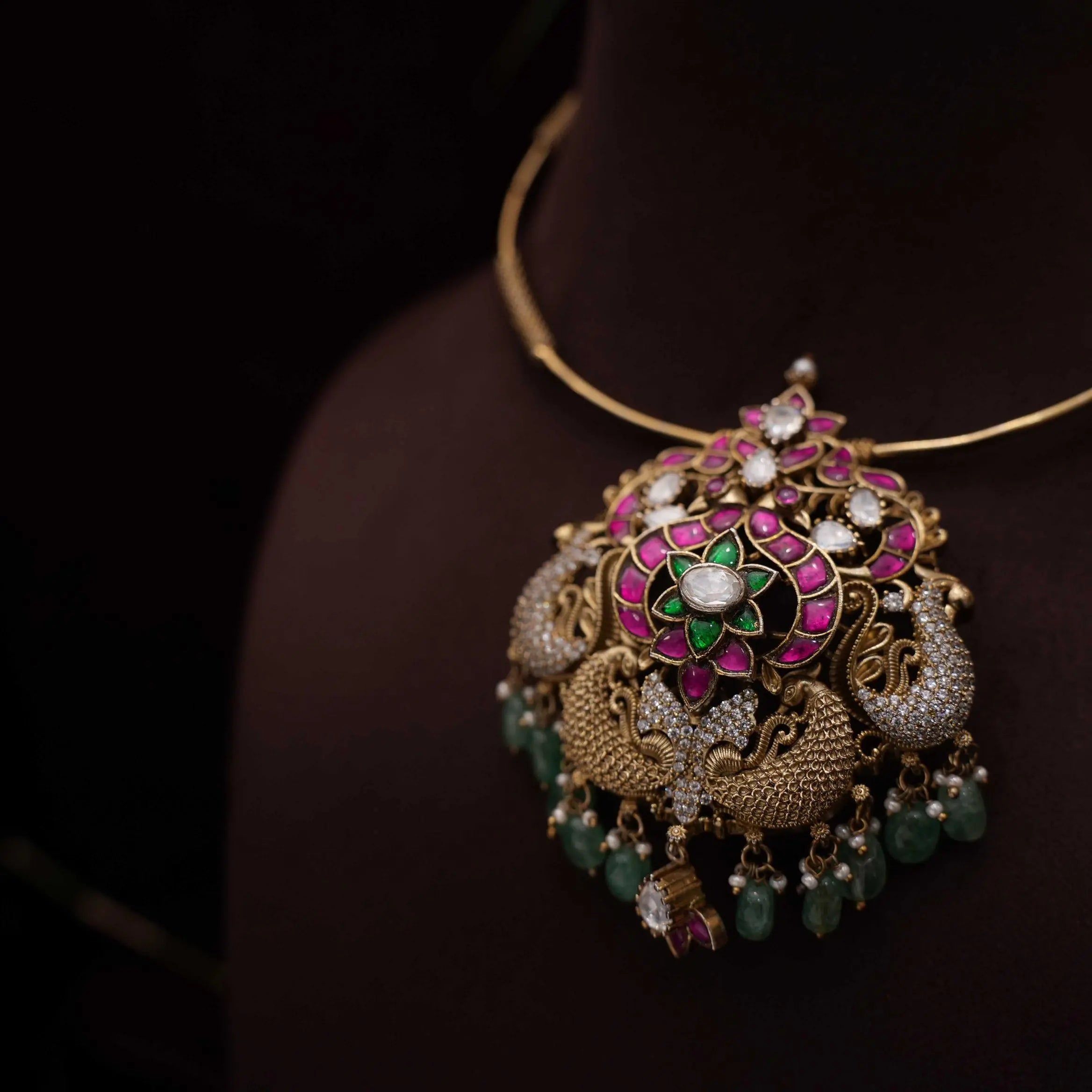 Krisha Hasli Necklace