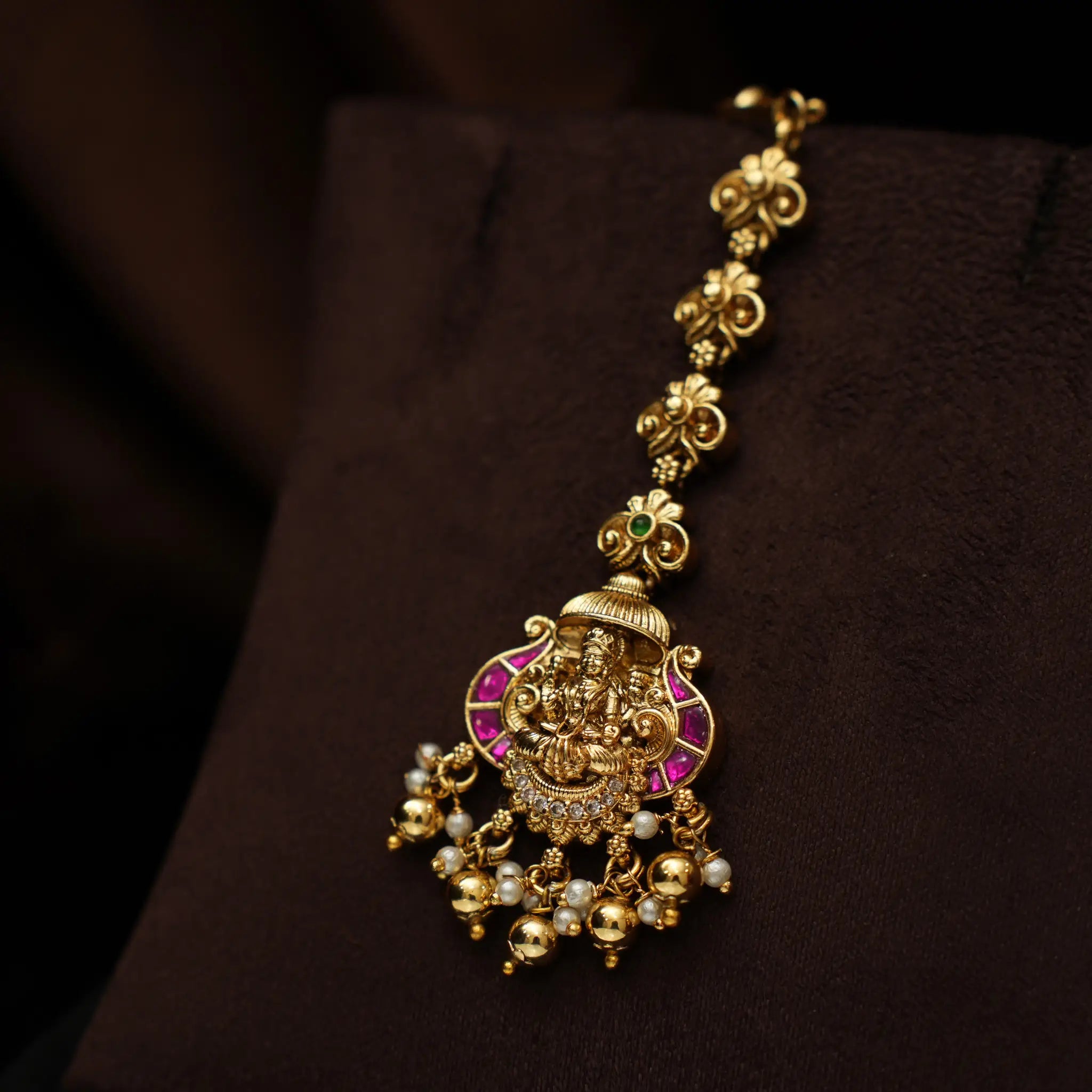 Shivaya Antique Tikka