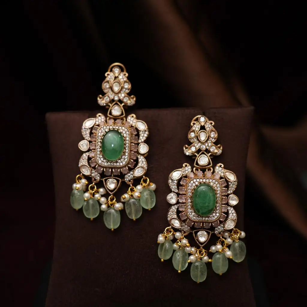 Shiza Polki Necklace - Pastel Green