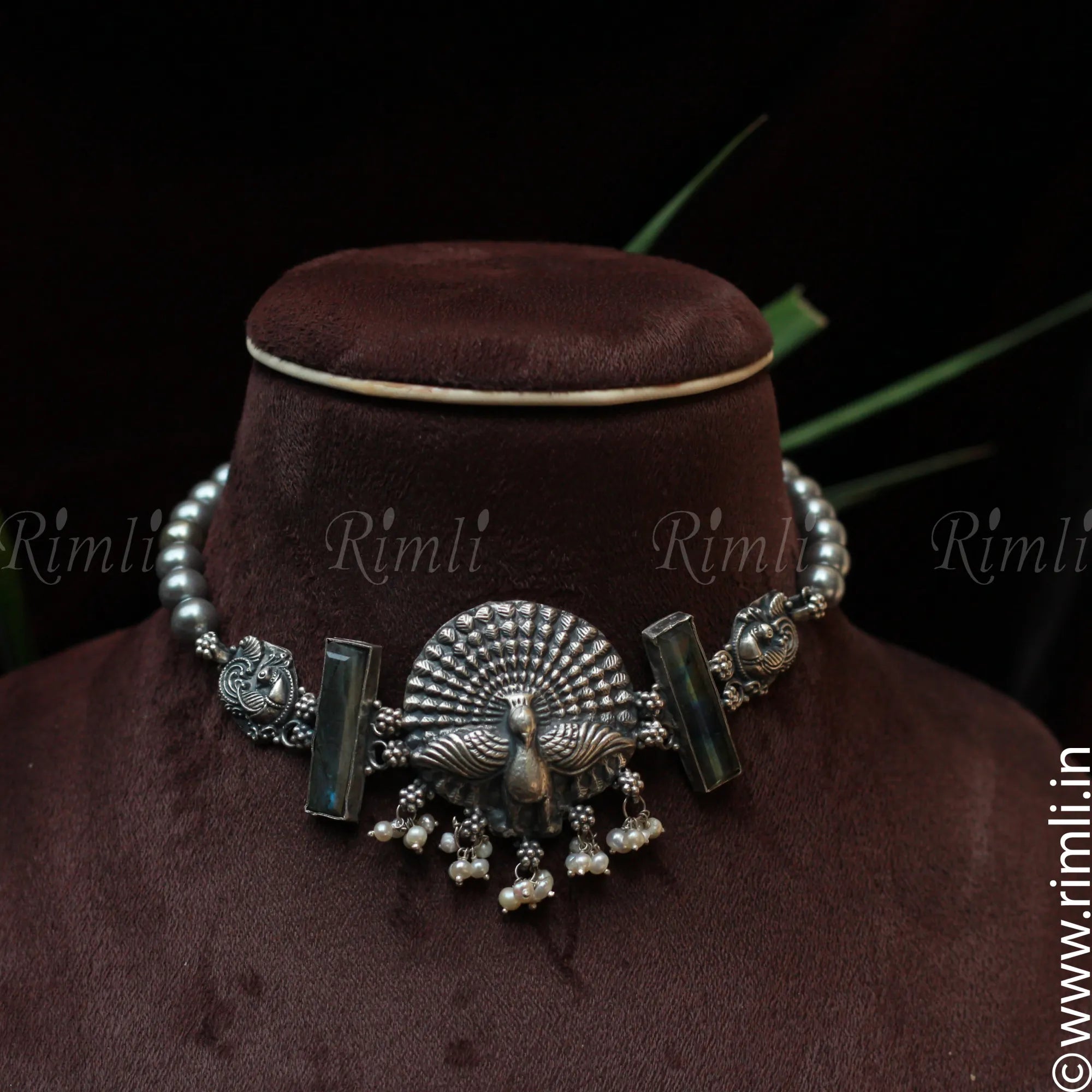 Aarna Silver Peacock Choker - Rimli Boutique