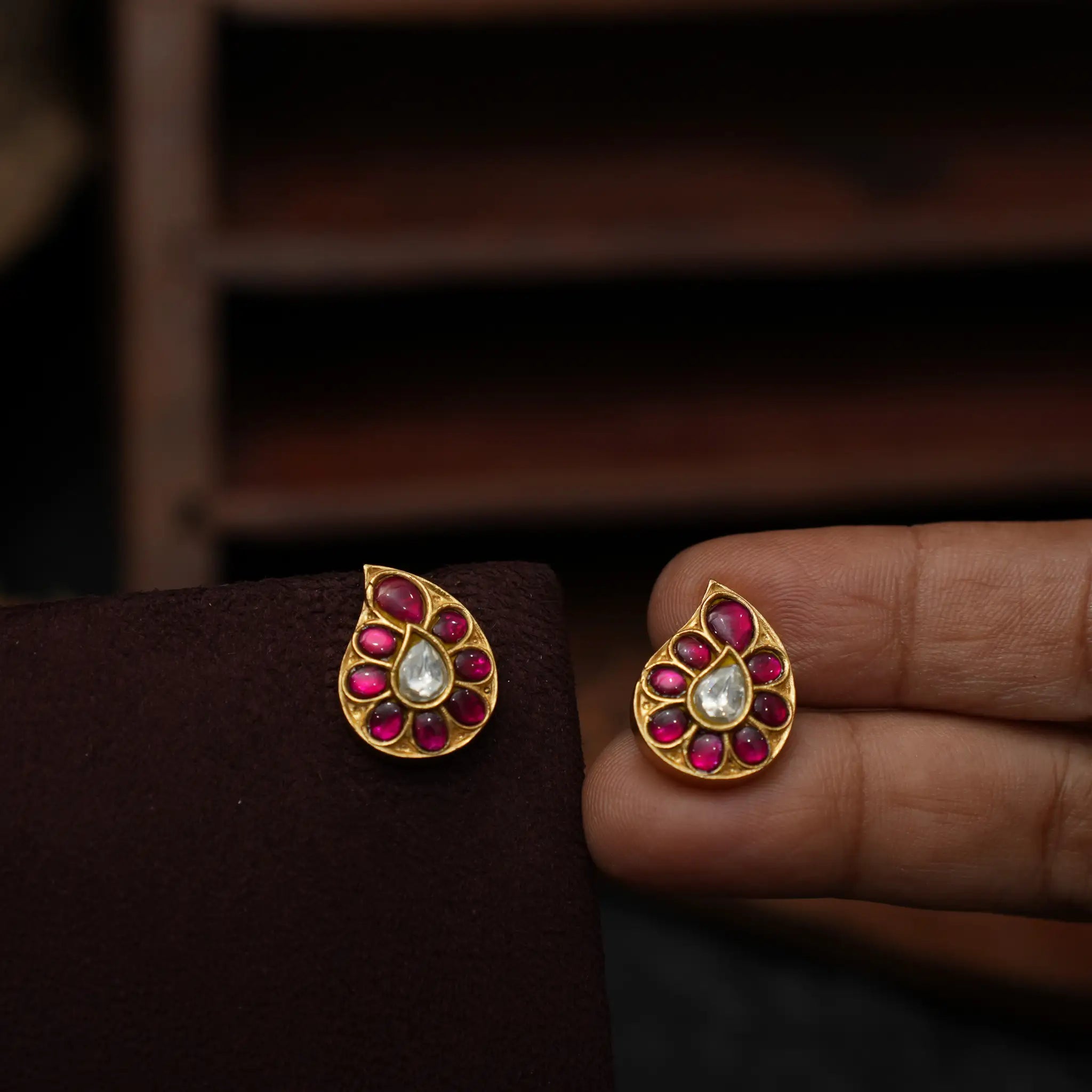 Siyav Polki Ear Stud