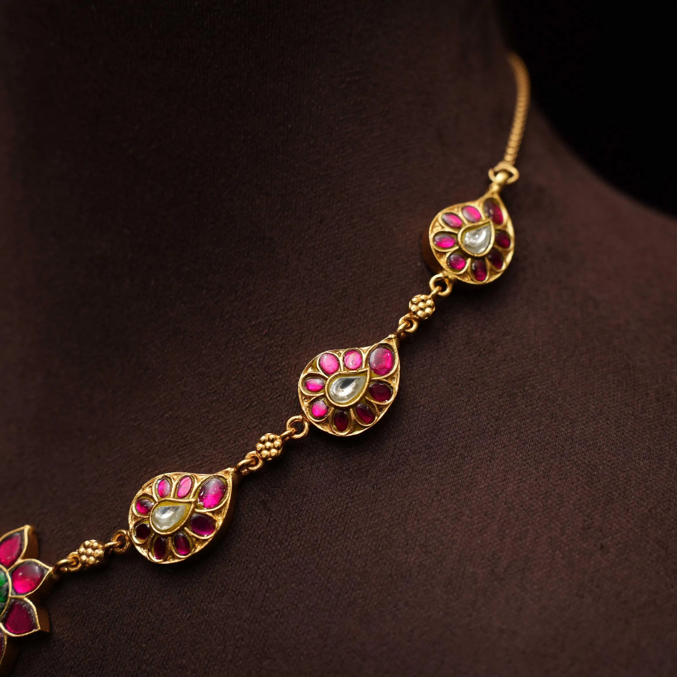 Siyav Polki Necklace